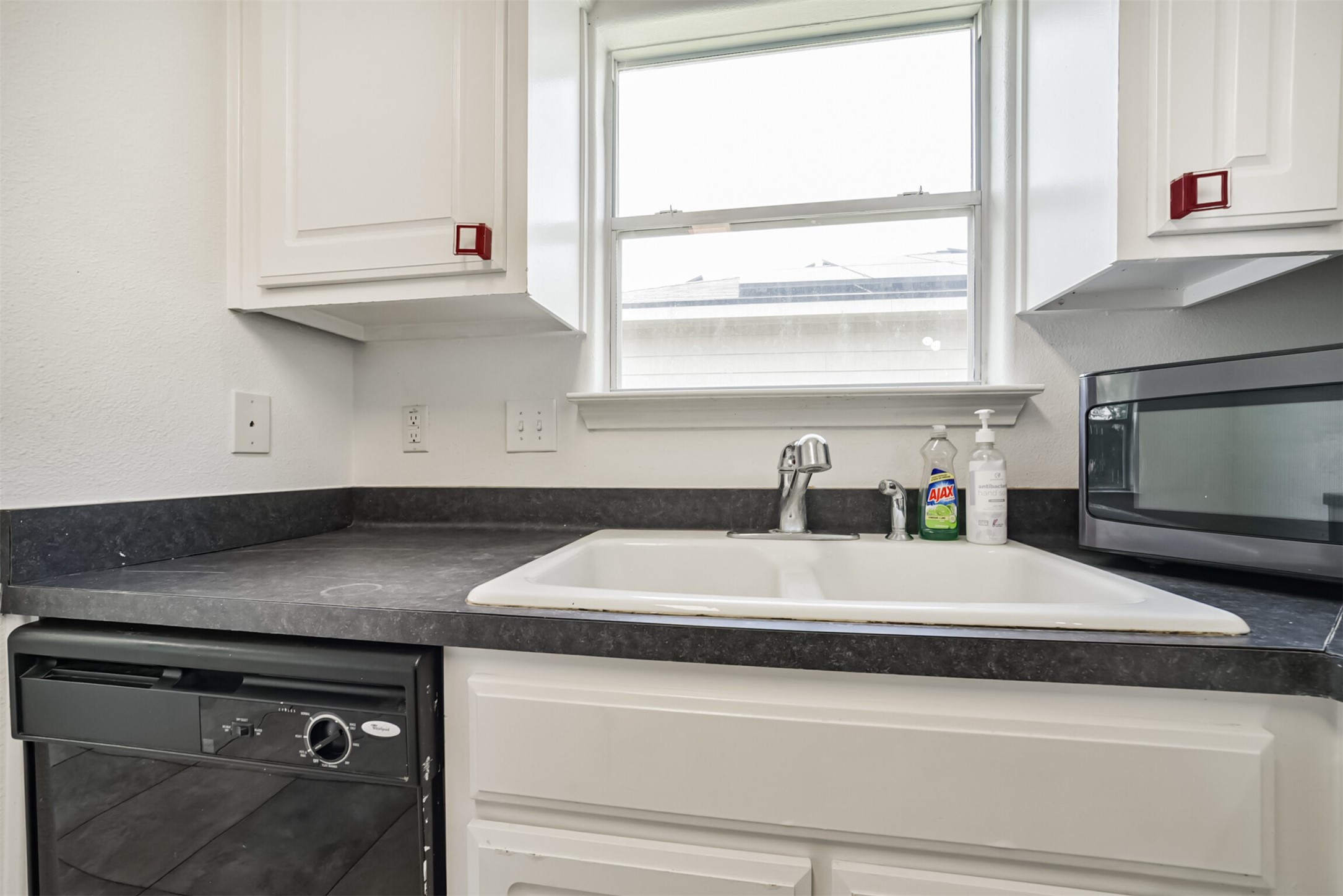 7114 Sunrise Hill Lane Property Photo 10