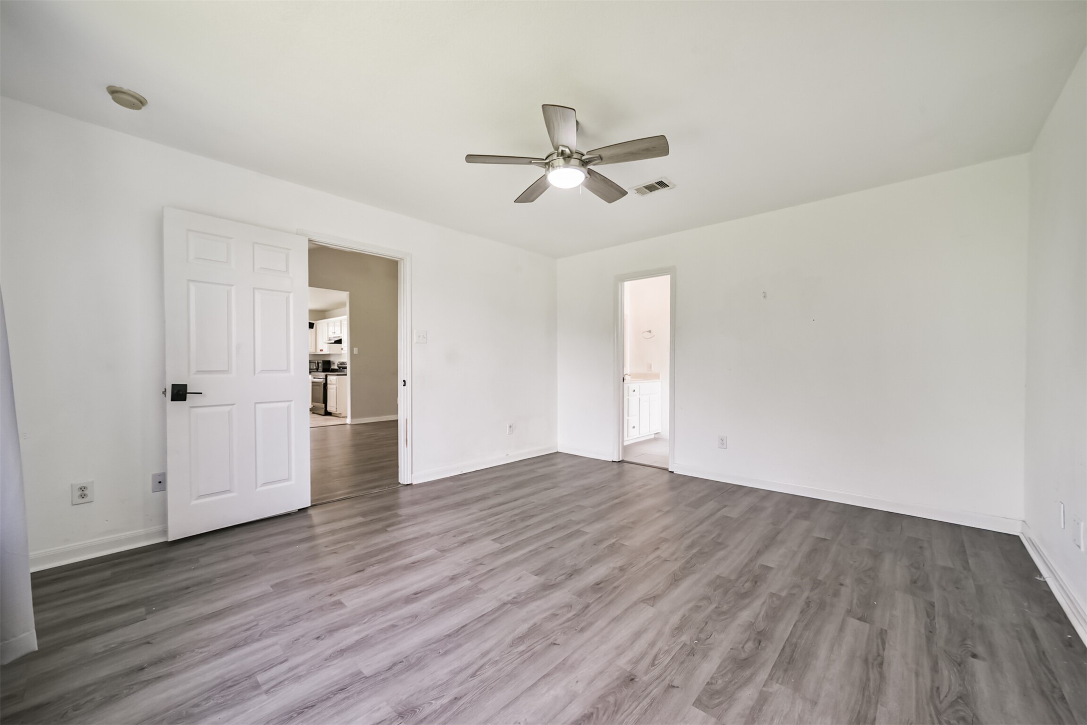 7114 Sunrise Hill Lane Property Photo 13