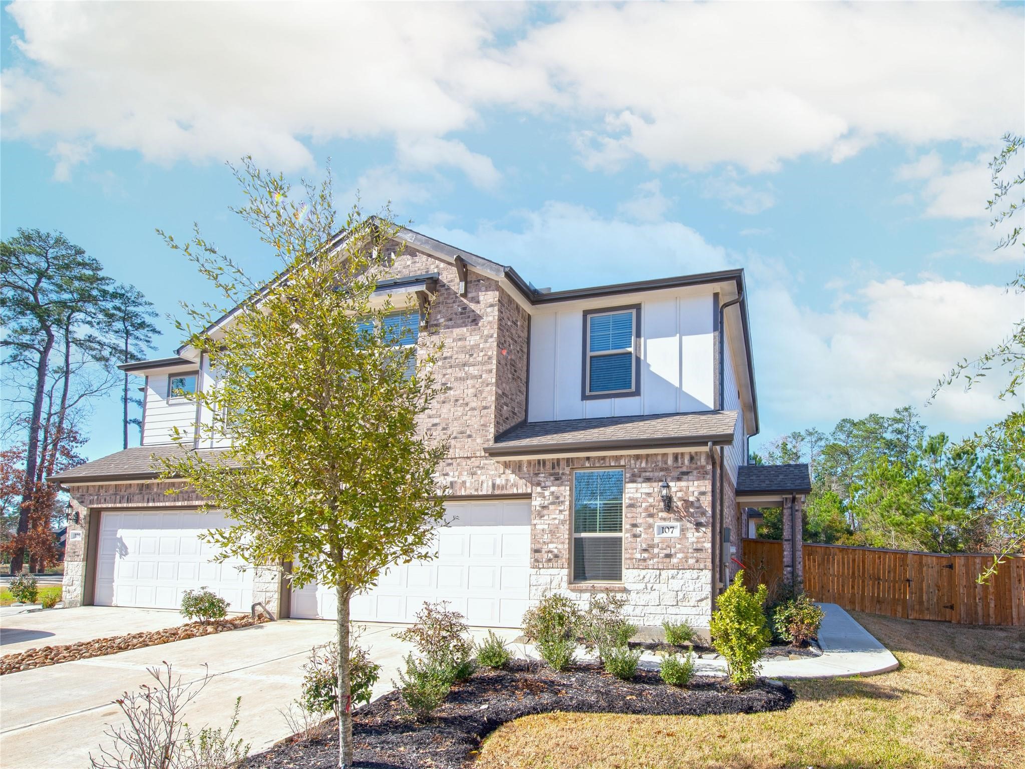 107 Silver Sky Court Property Photo 3