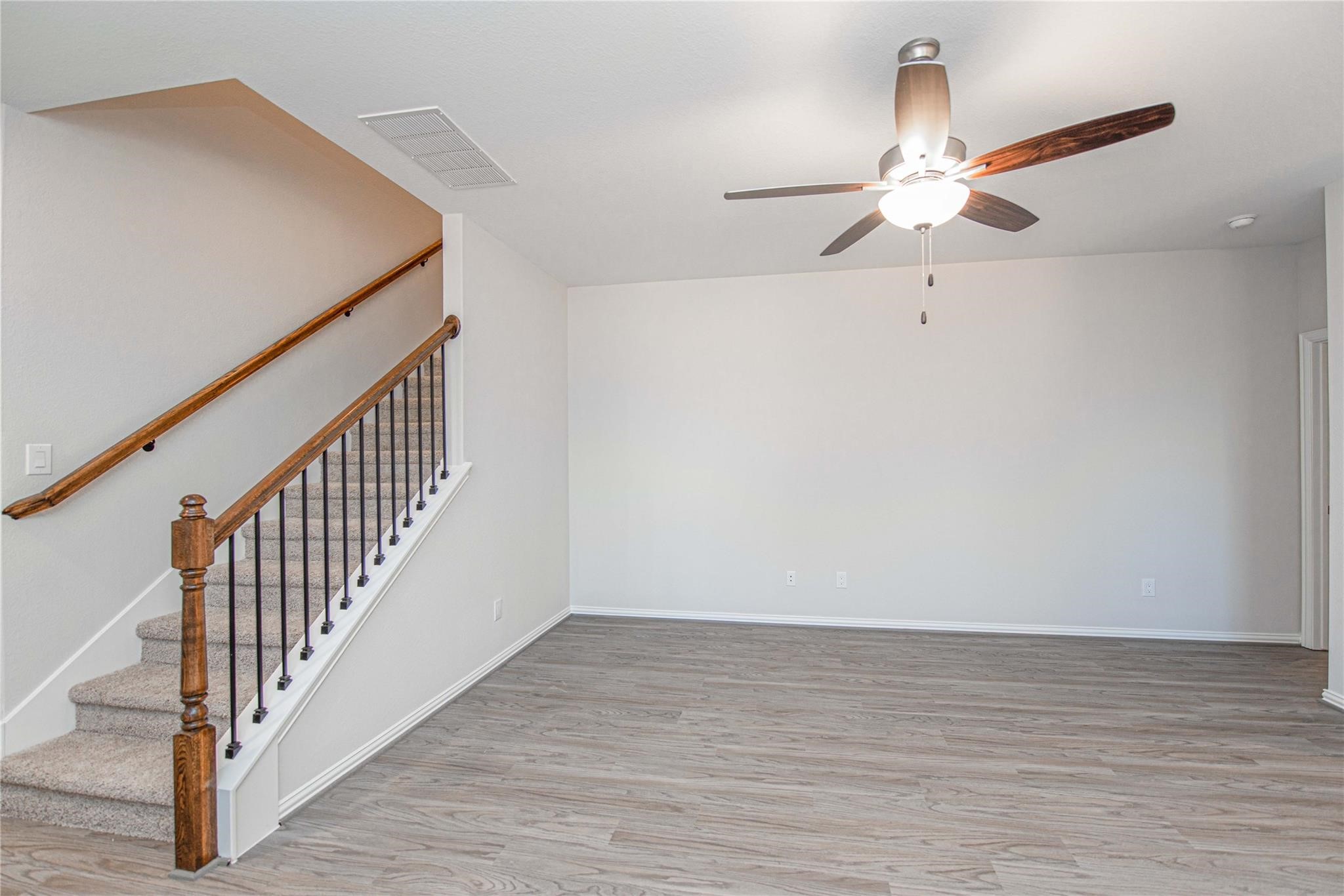 107 Silver Sky Court Property Photo 7