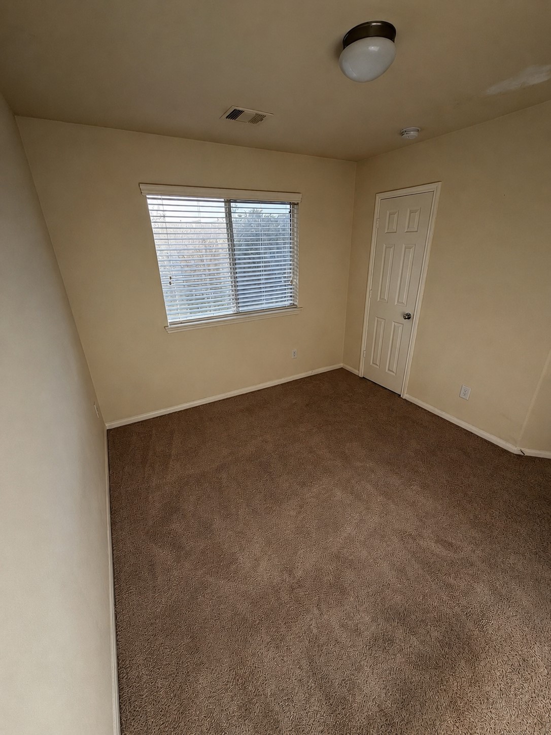 8327 Lamond Lane Property Photo 11