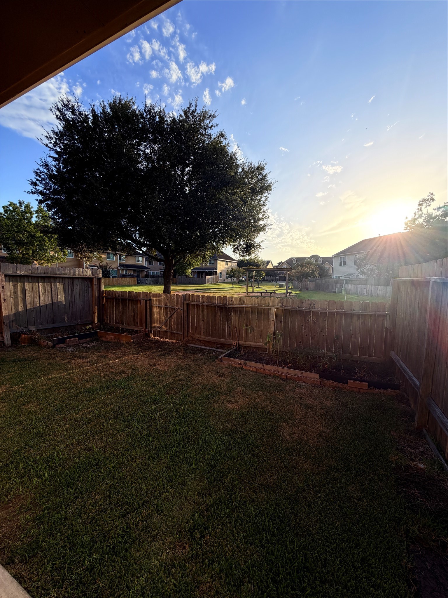 8327 Lamond Lane Property Photo 16