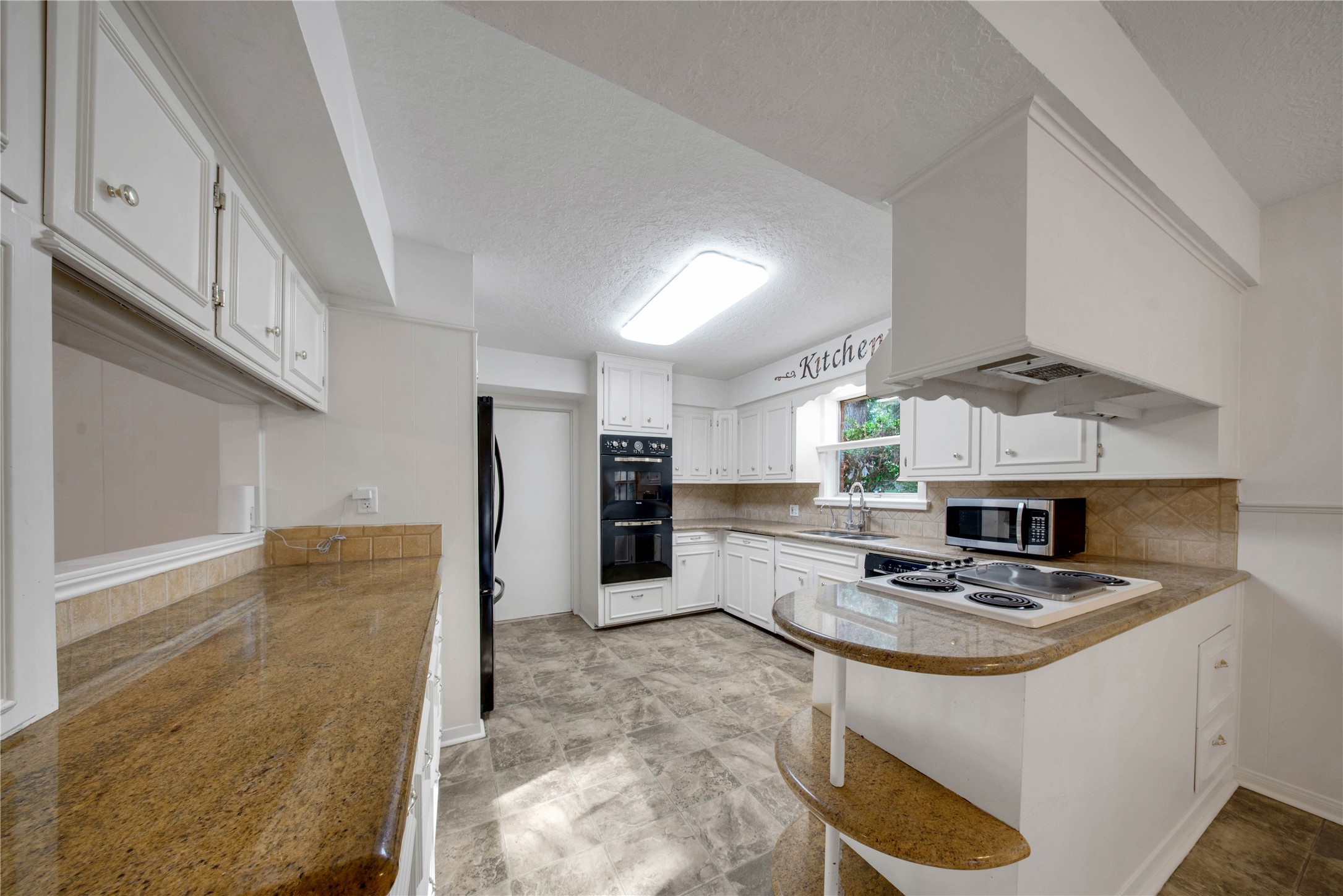 8726 Dogwood Drive Property Photo 10