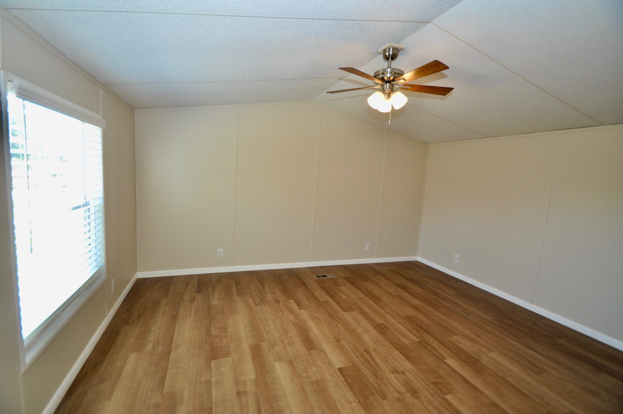 318 Road 51023 Property Photo 8