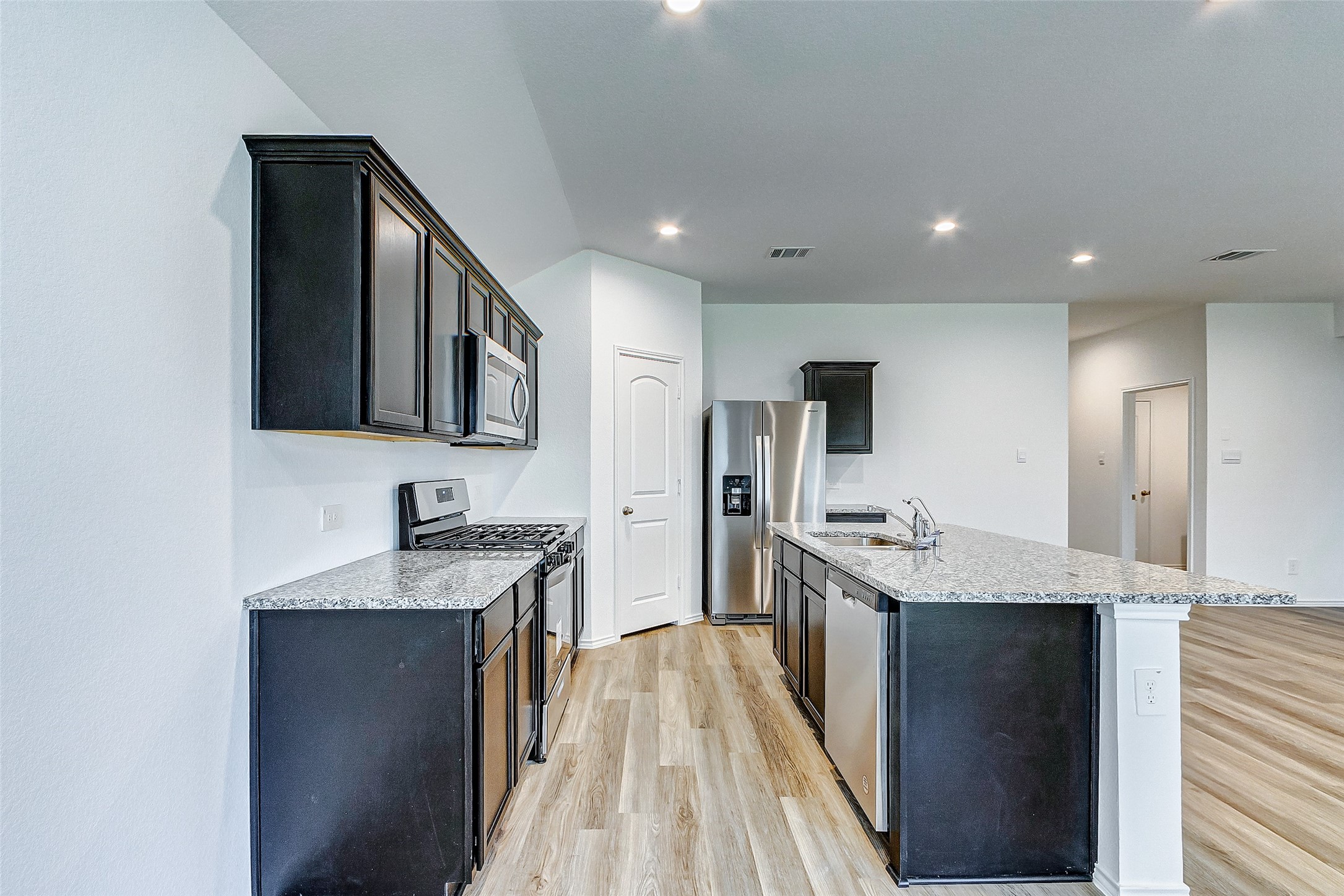 15056 Ashton Meadows Drive Property Photo 15