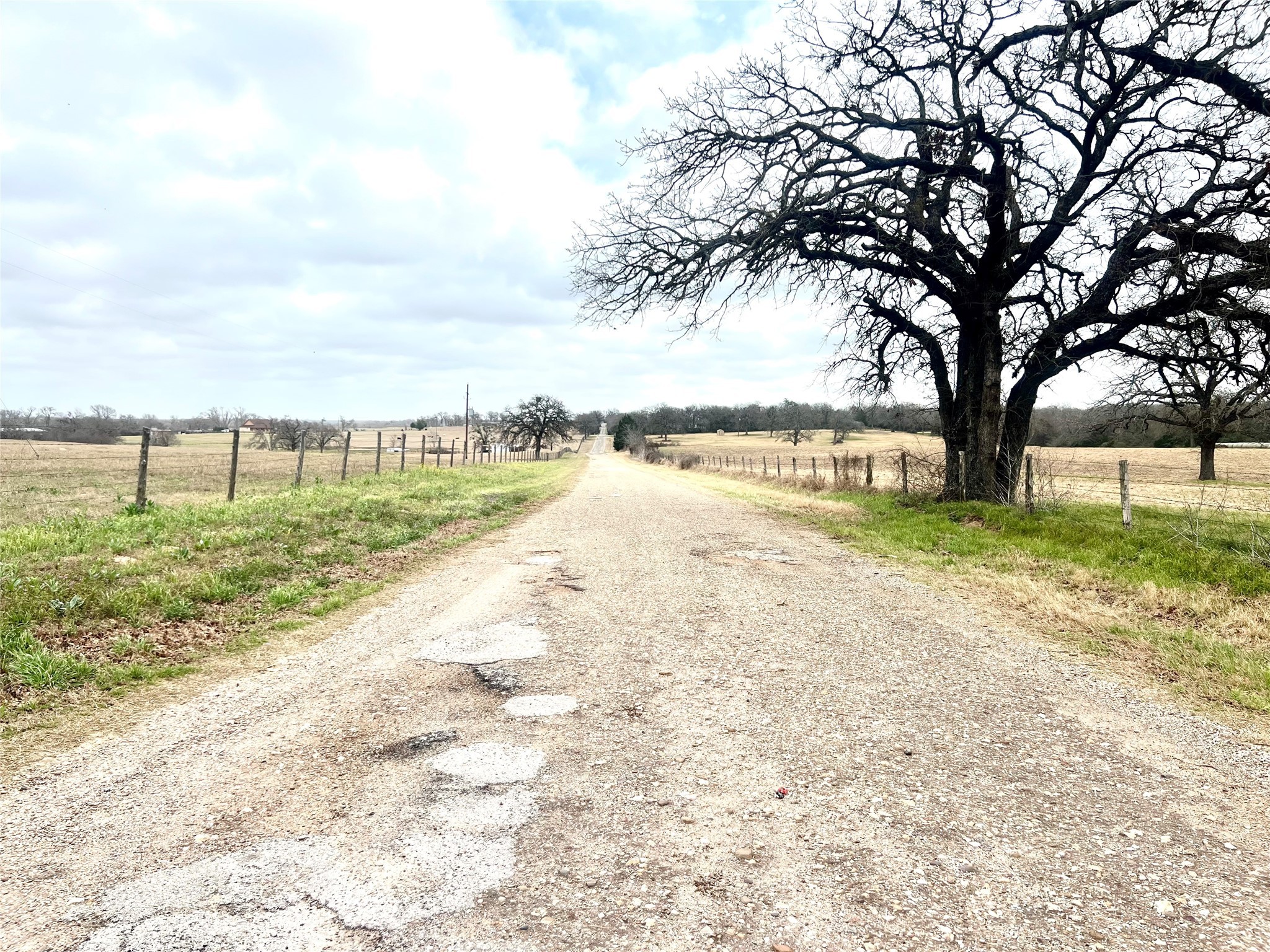 283 County Road Property Photo 1