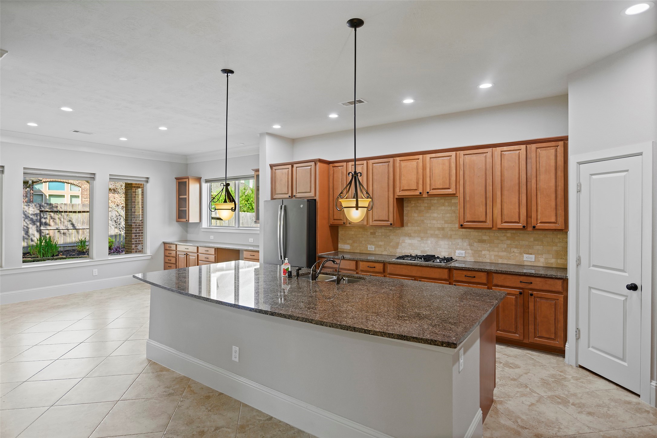 11911 Moonlit Falls Drive Property Photo 17