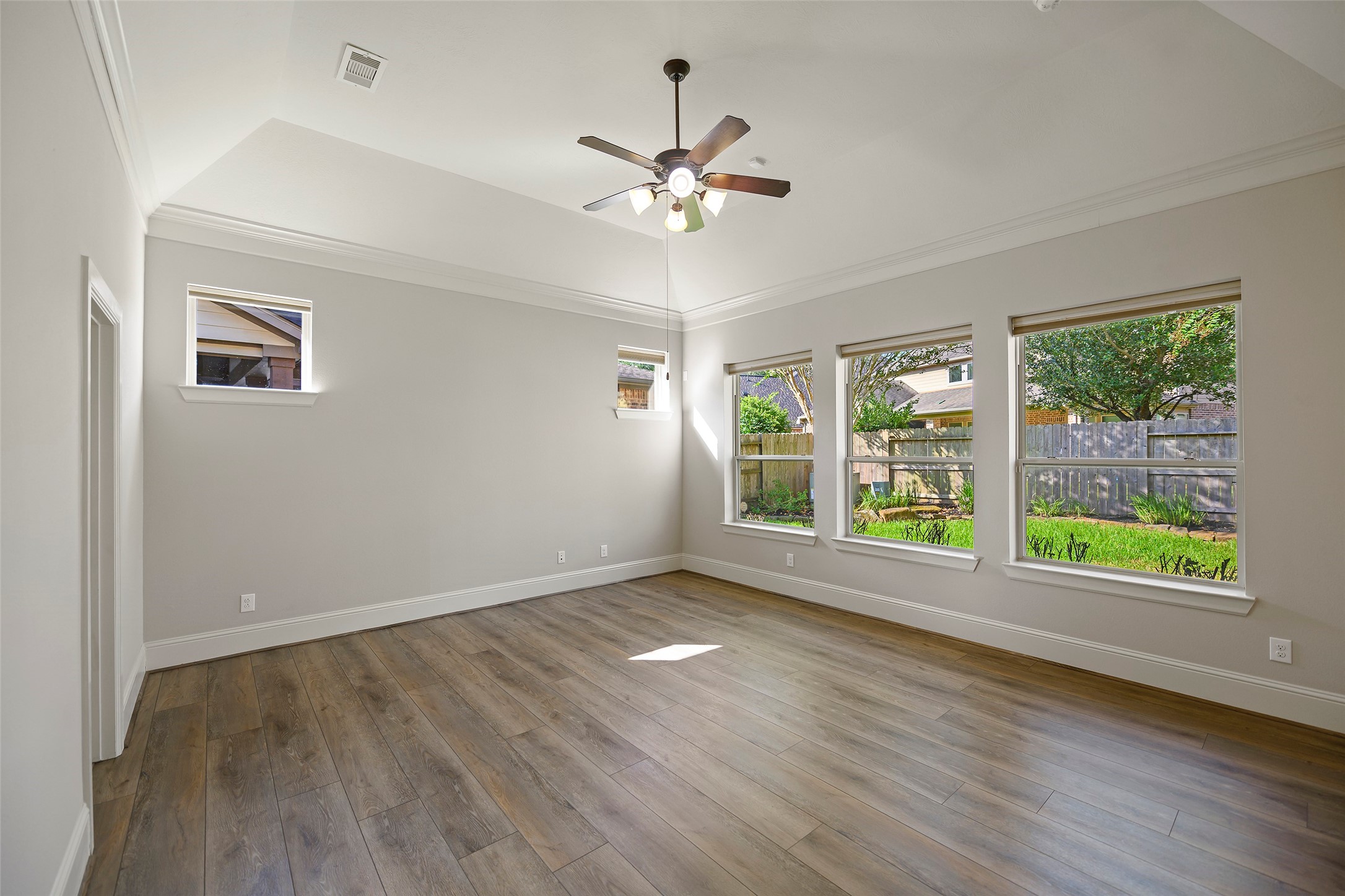 11911 Moonlit Falls Drive Property Photo 29