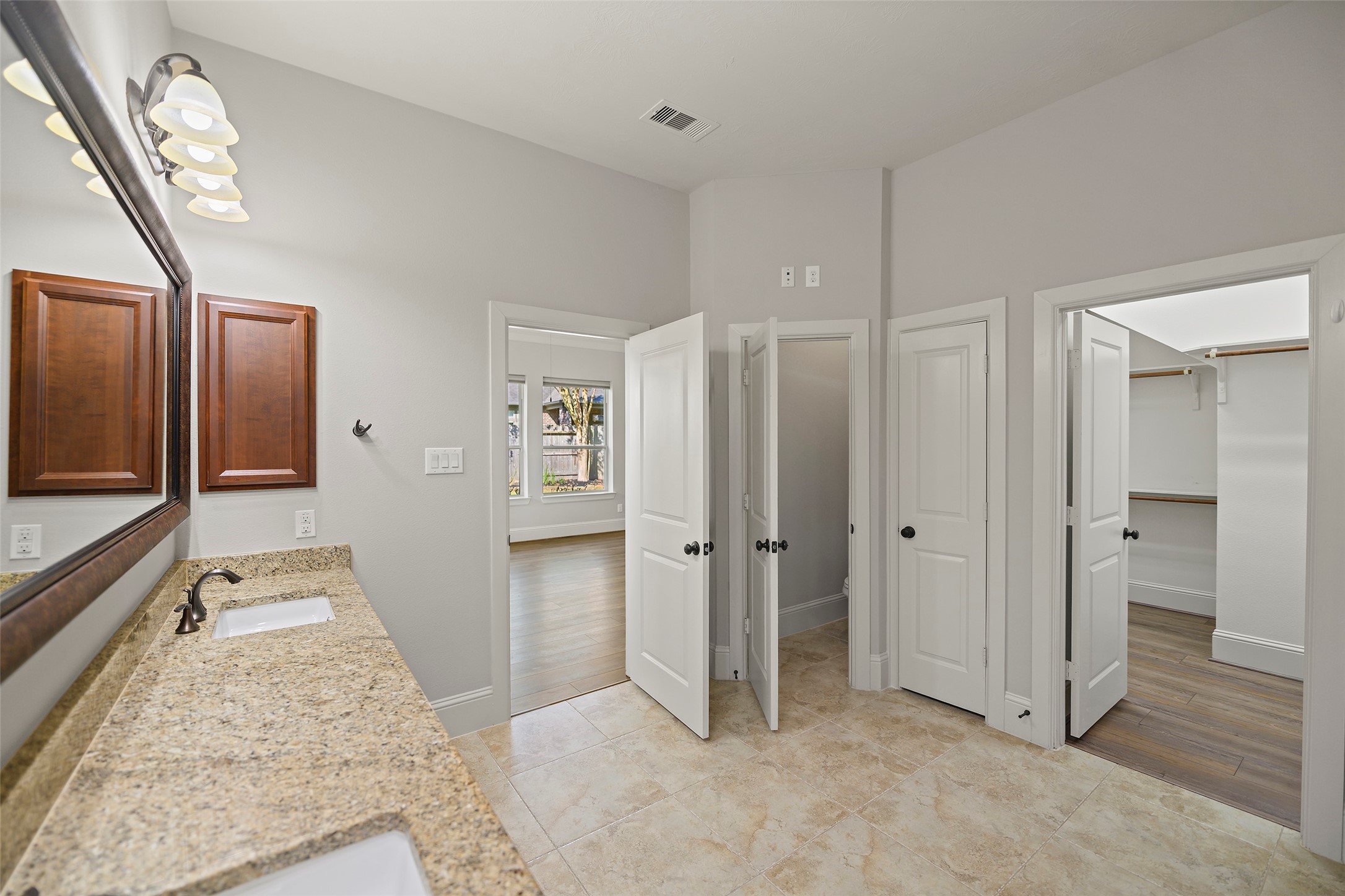 11911 Moonlit Falls Drive Property Photo 32