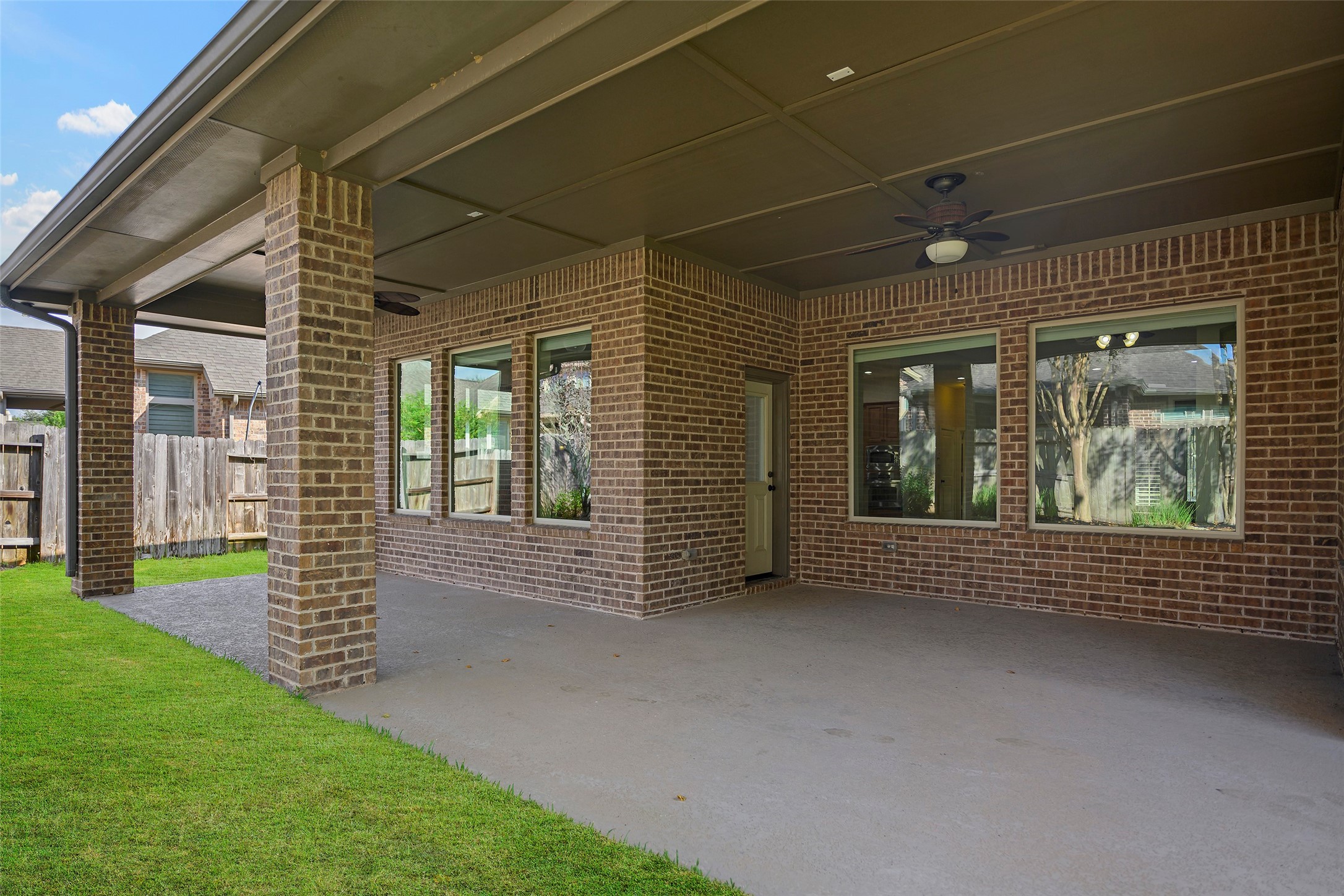 11911 Moonlit Falls Drive Property Photo 39