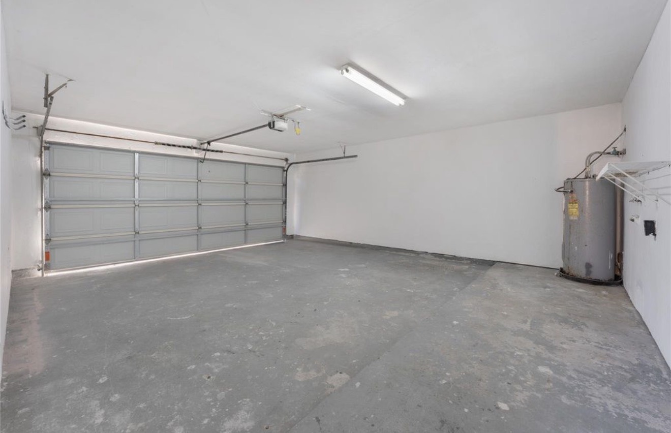 12411 Drifting Winds Drive Property Photo 6