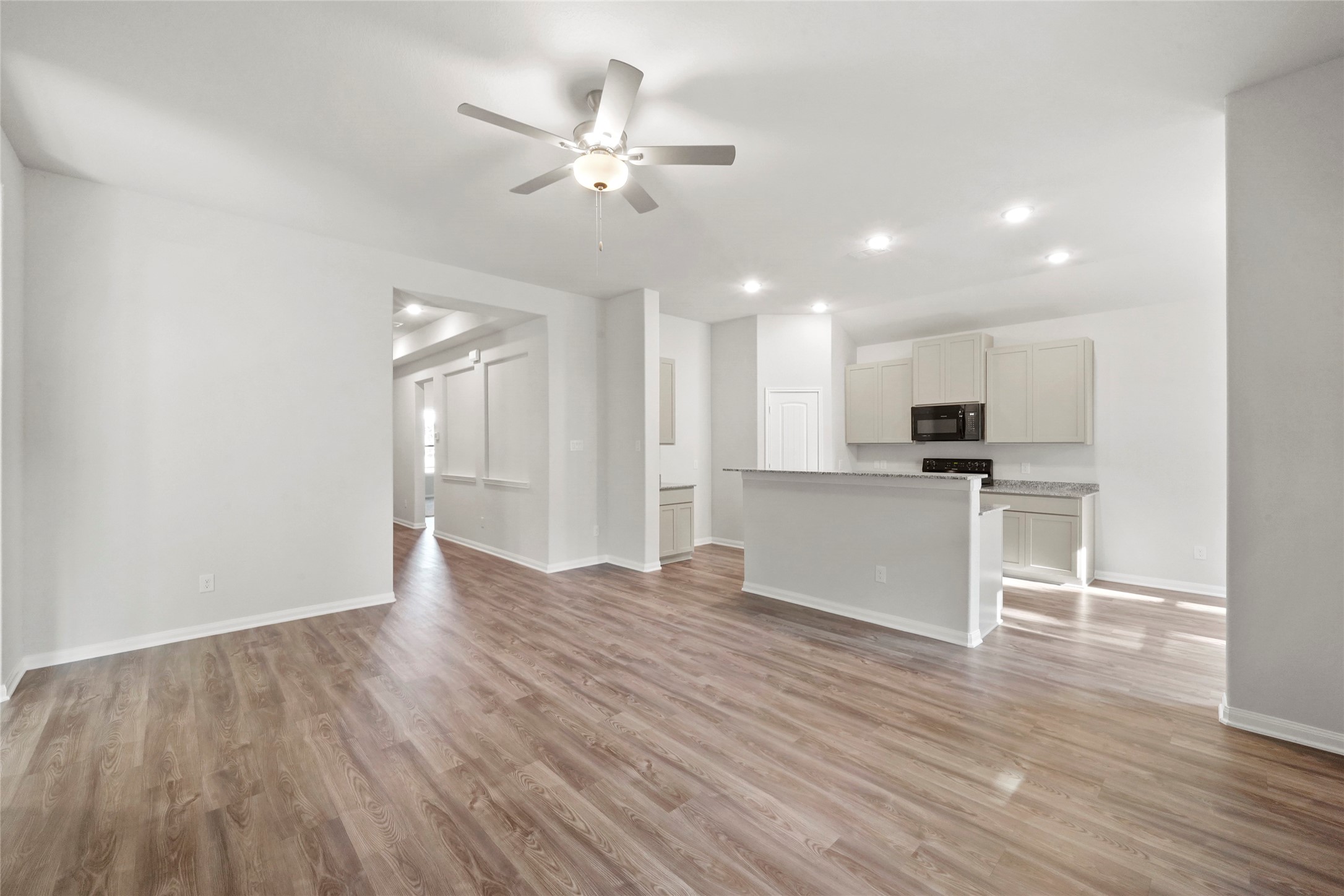 611 Burkett Street Property Photo 5