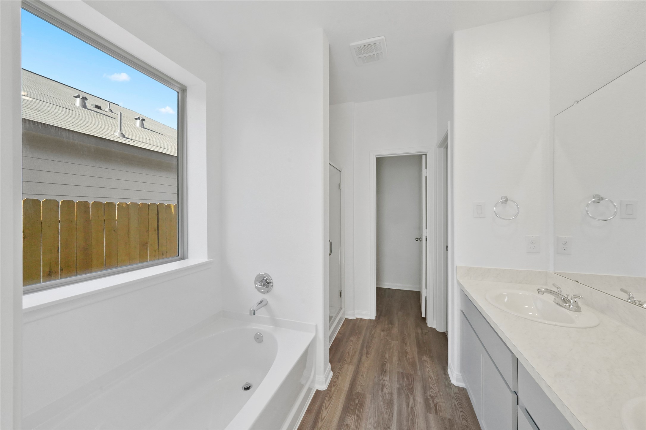 611 Burkett Street Property Photo 14