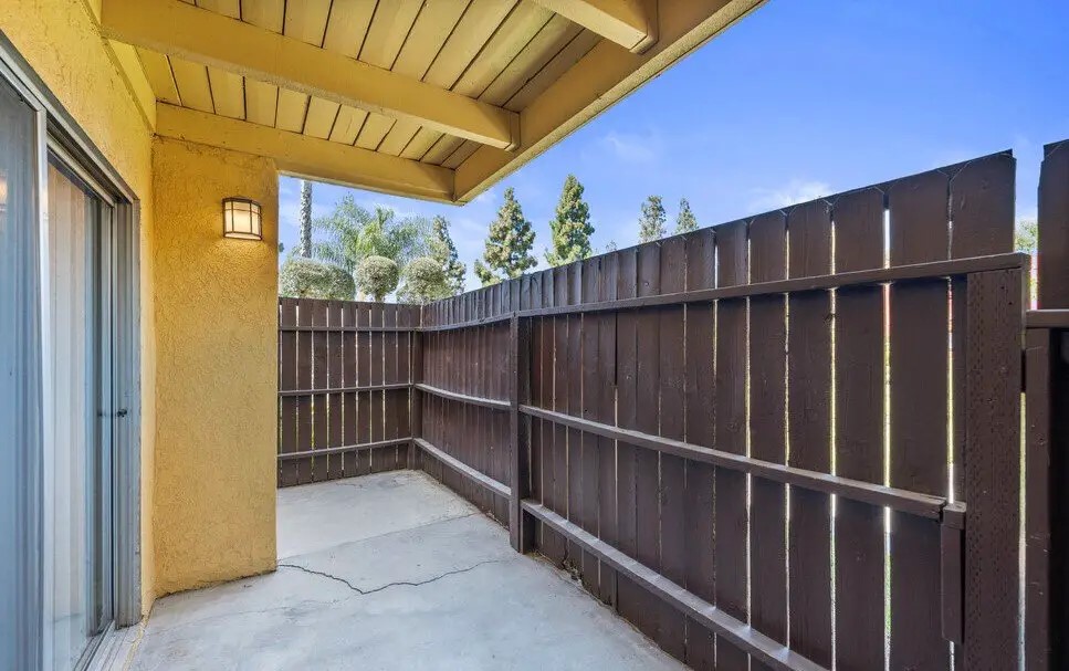 2600 S Azusa Ave Property Photo 21