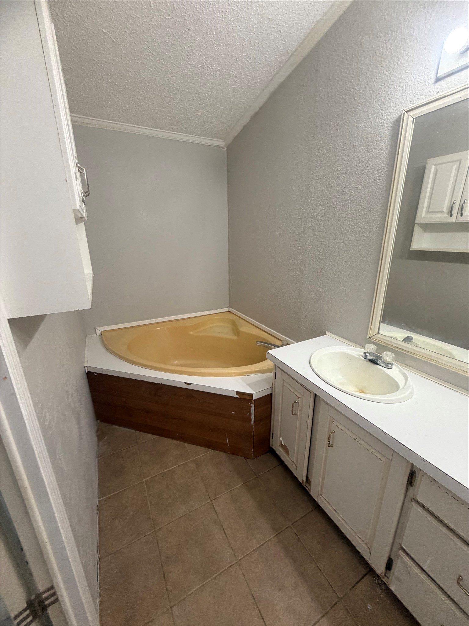 114 County Road 4001 Property Photo 15