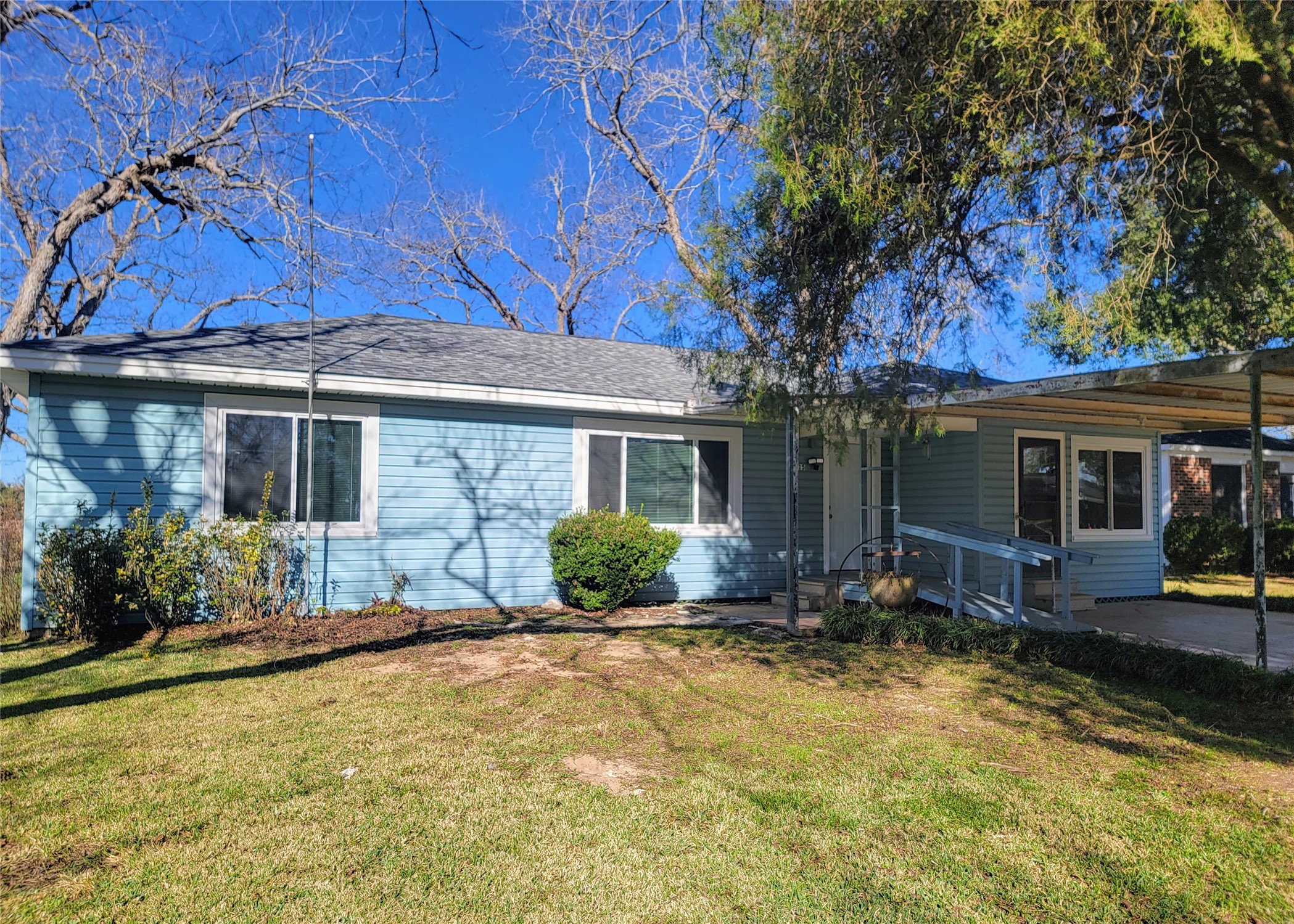 6715 Gwyneth Street Property Photo 1