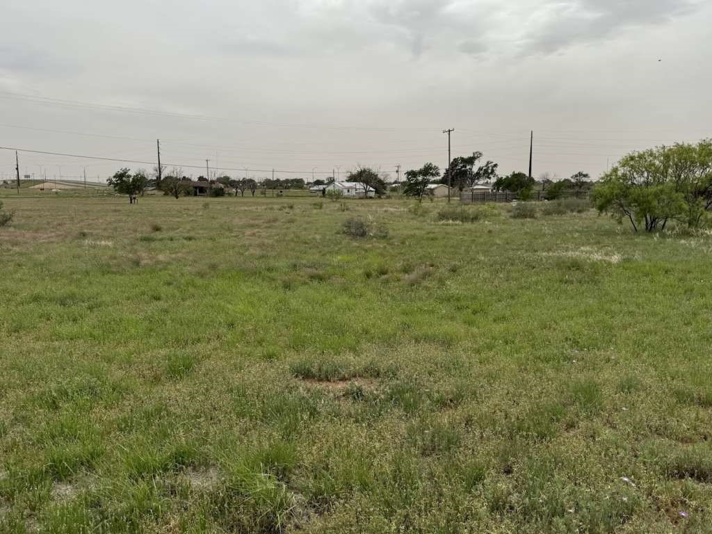 209 N Niter Avenue Property Photo 1