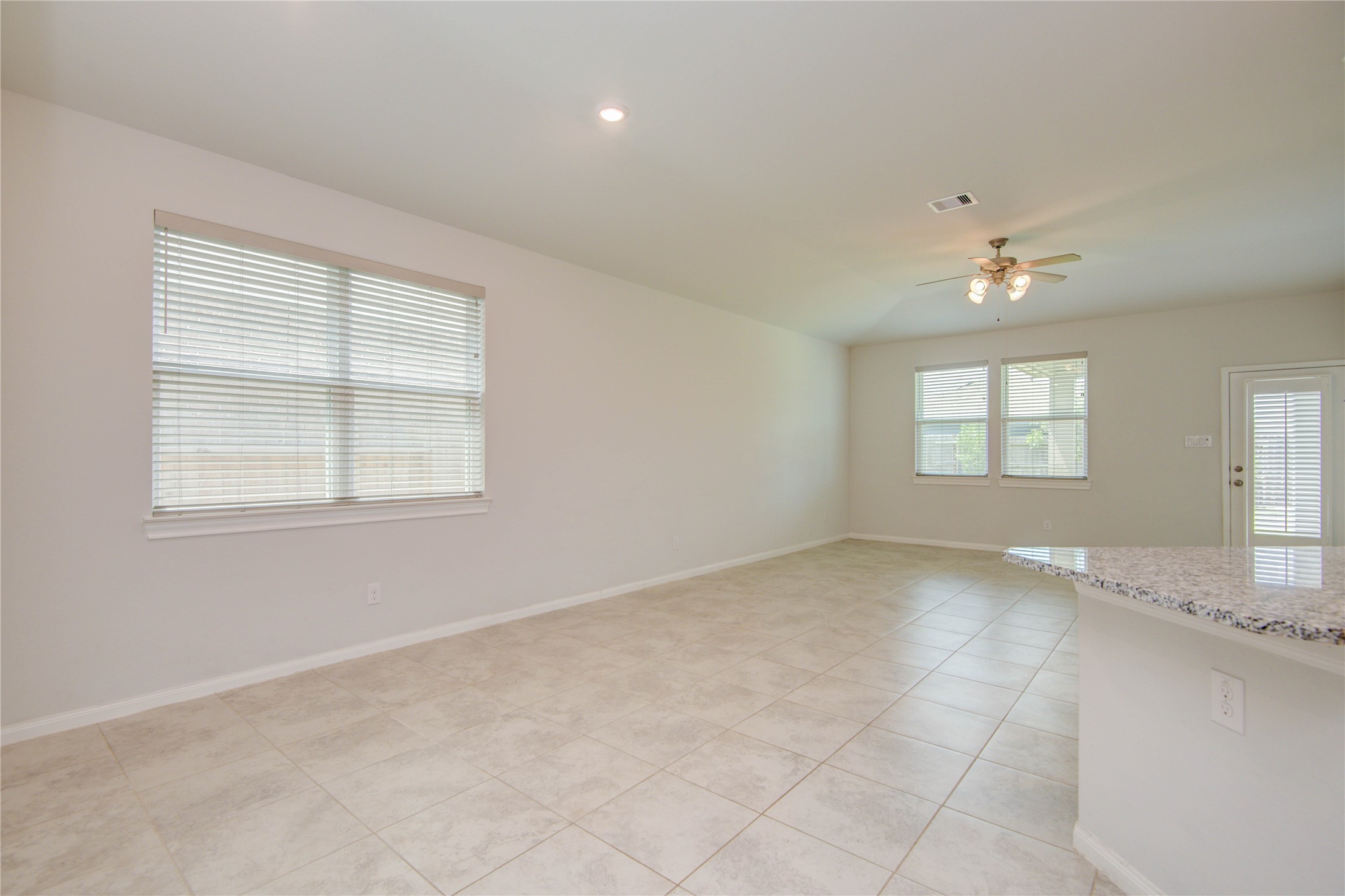 2425 Temple Crag Drive Property Photo 10