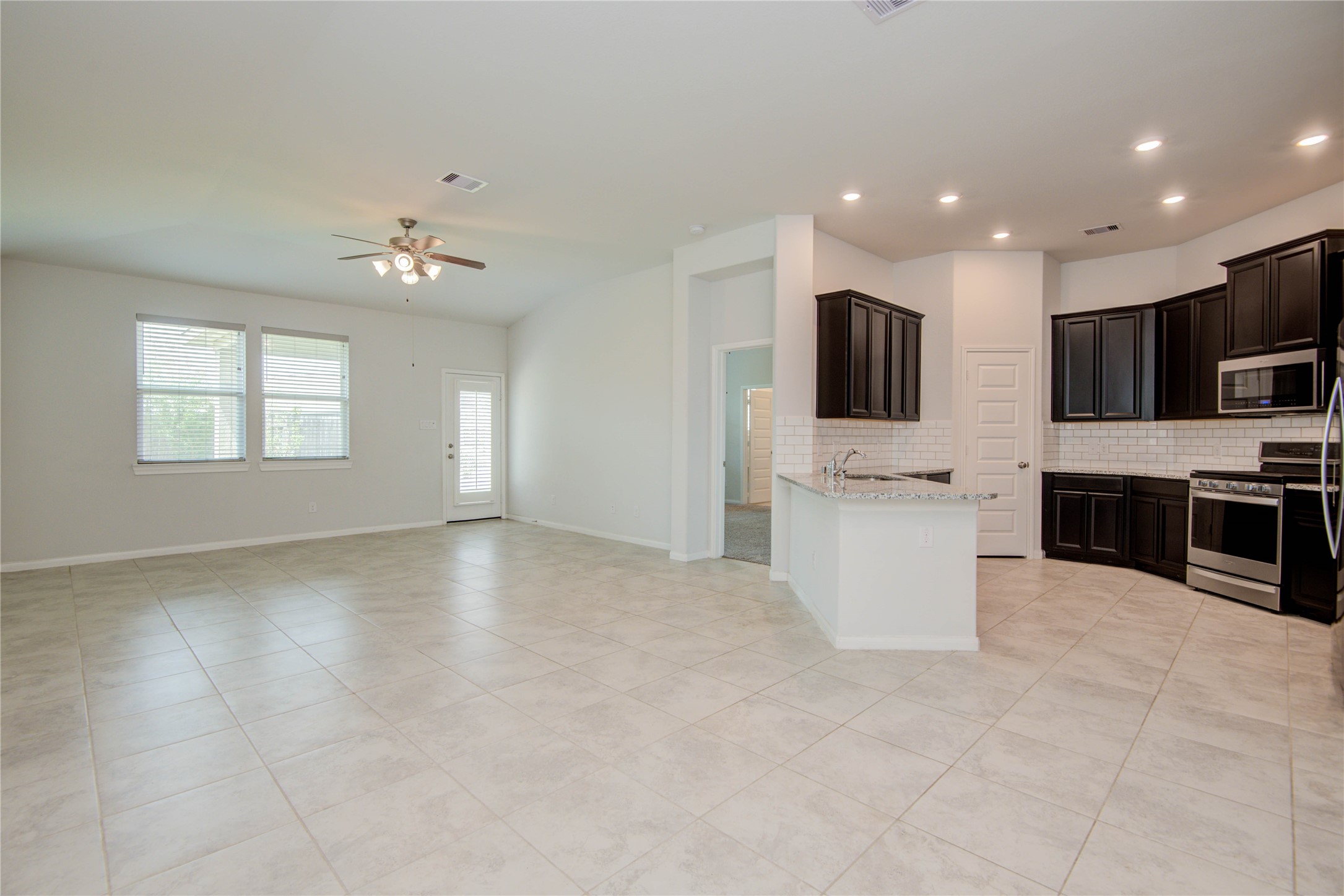 2425 Temple Crag Drive Property Photo 11