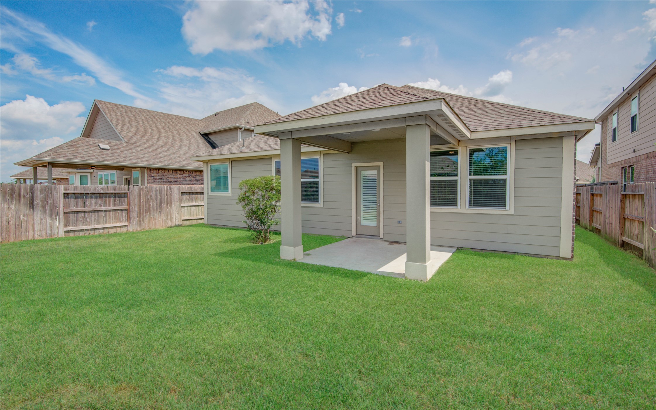 2425 Temple Crag Drive Property Photo 34