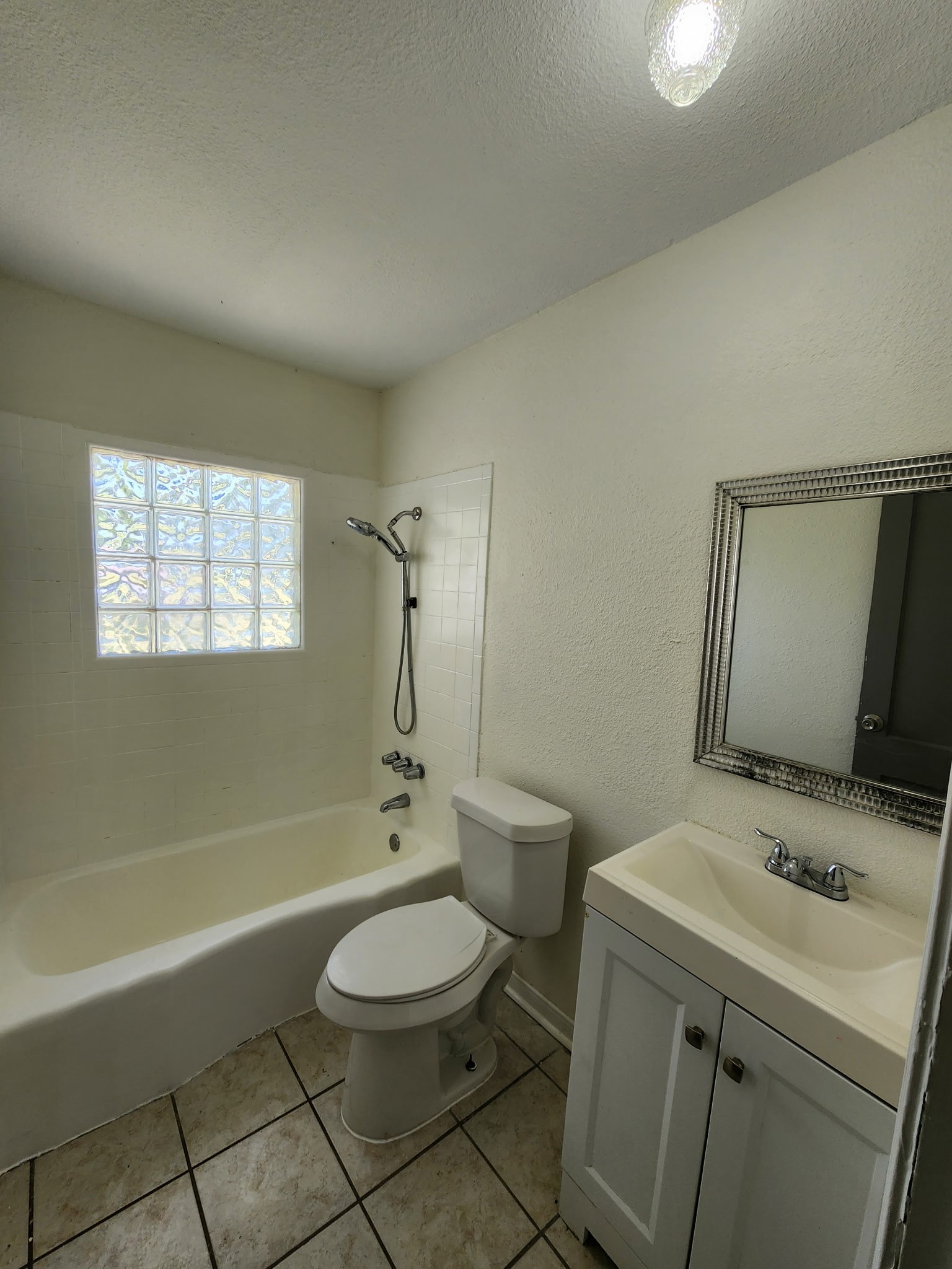 112 1st Avenue N Property Photo 6