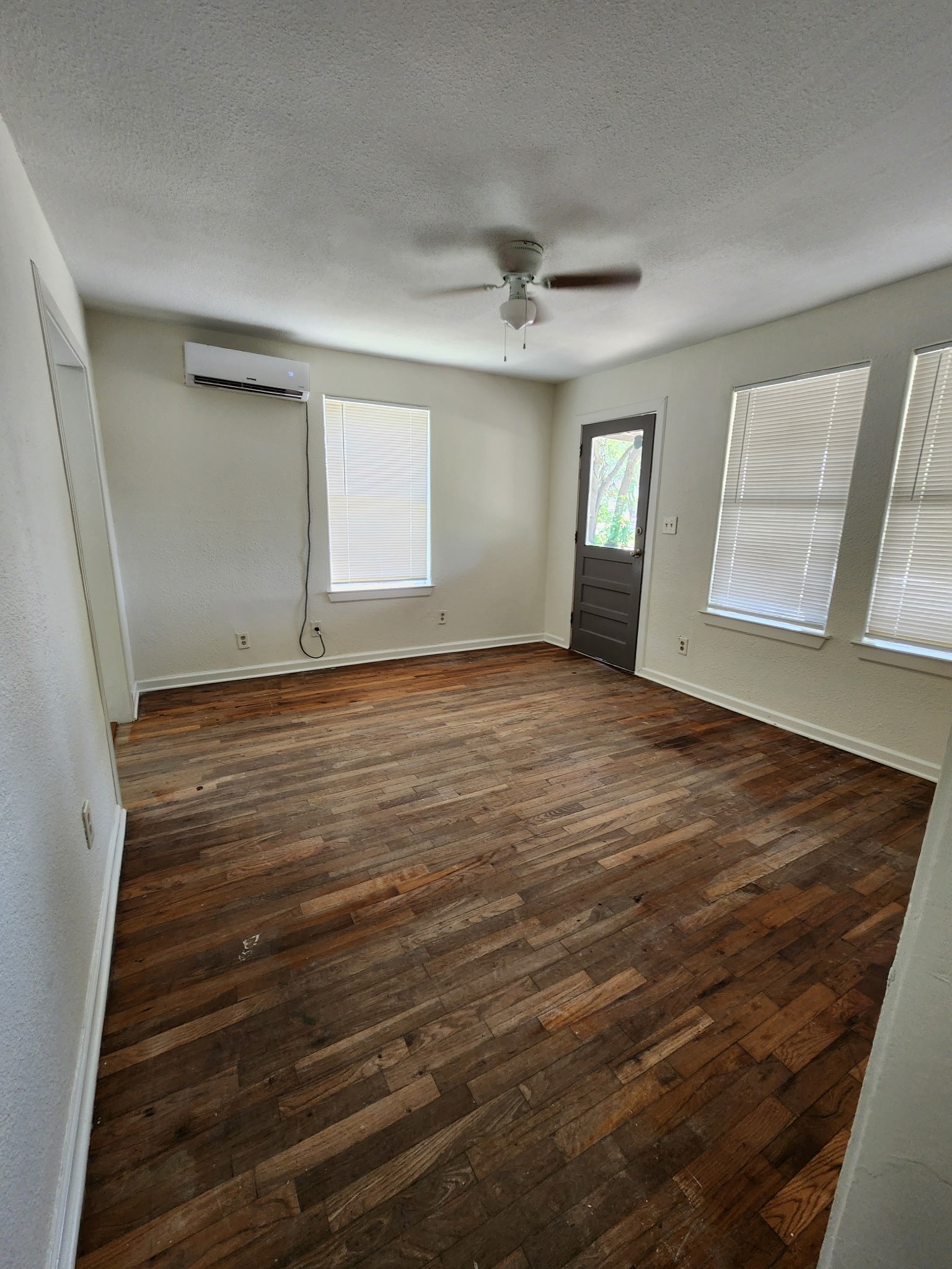112 1st Avenue N Property Photo 10
