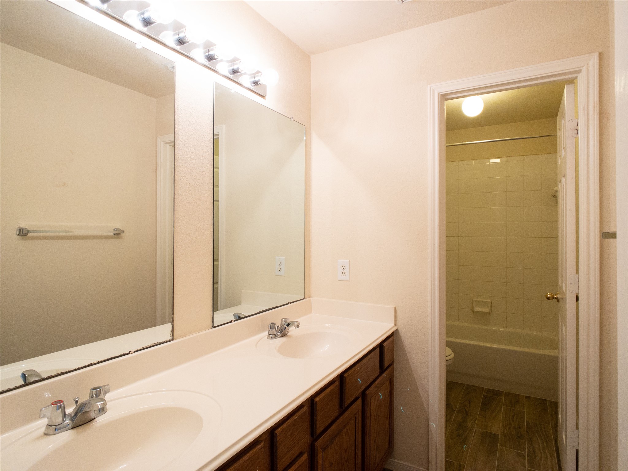 21843 Grassy Hill Lane Property Photo 41