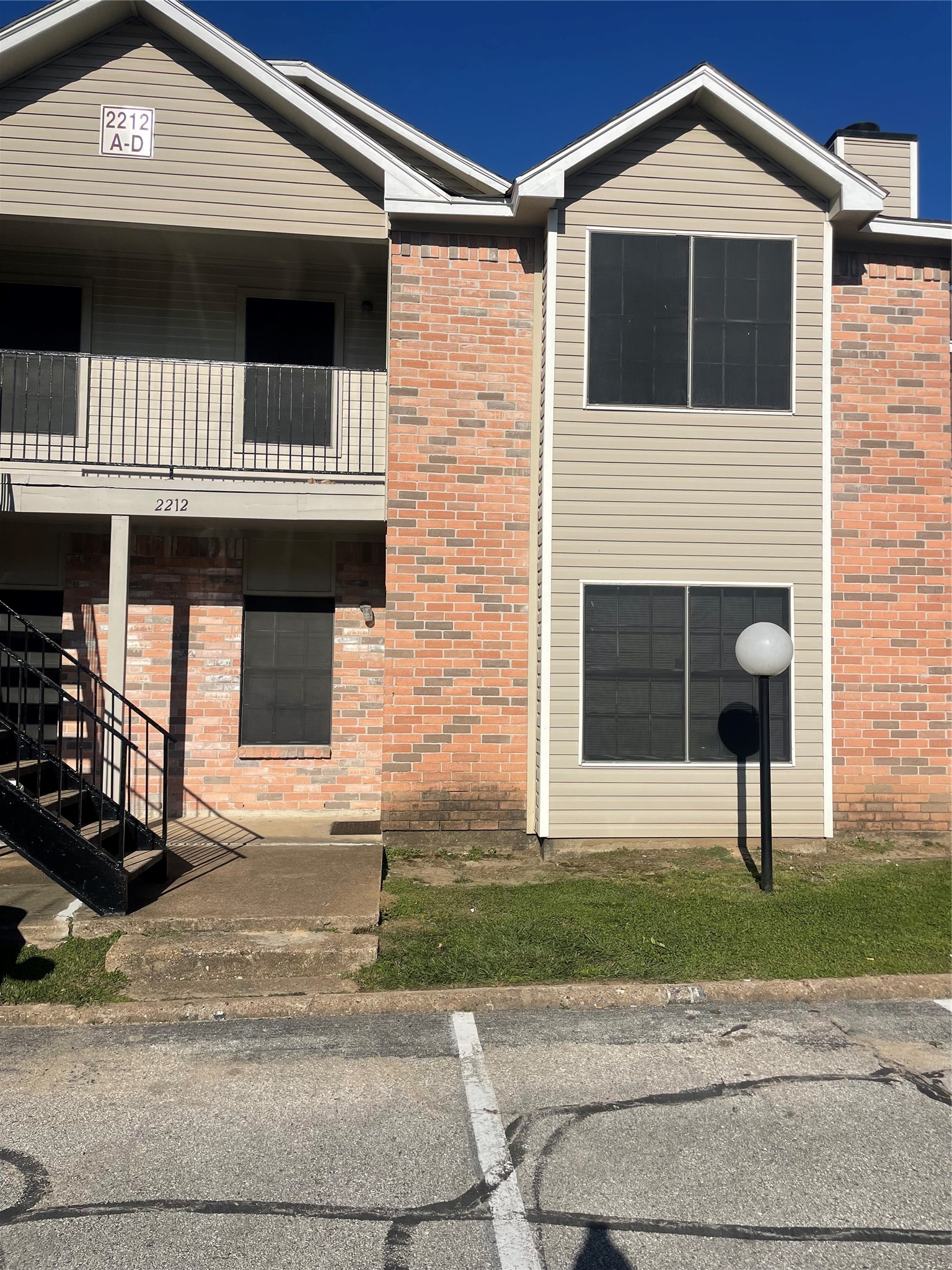 2257 Millstone Drive C Property Photo 1