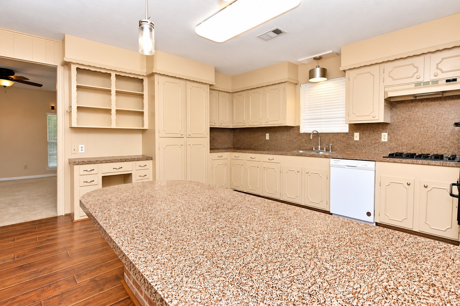 5723 Fm 2100 Road Property Photo 12