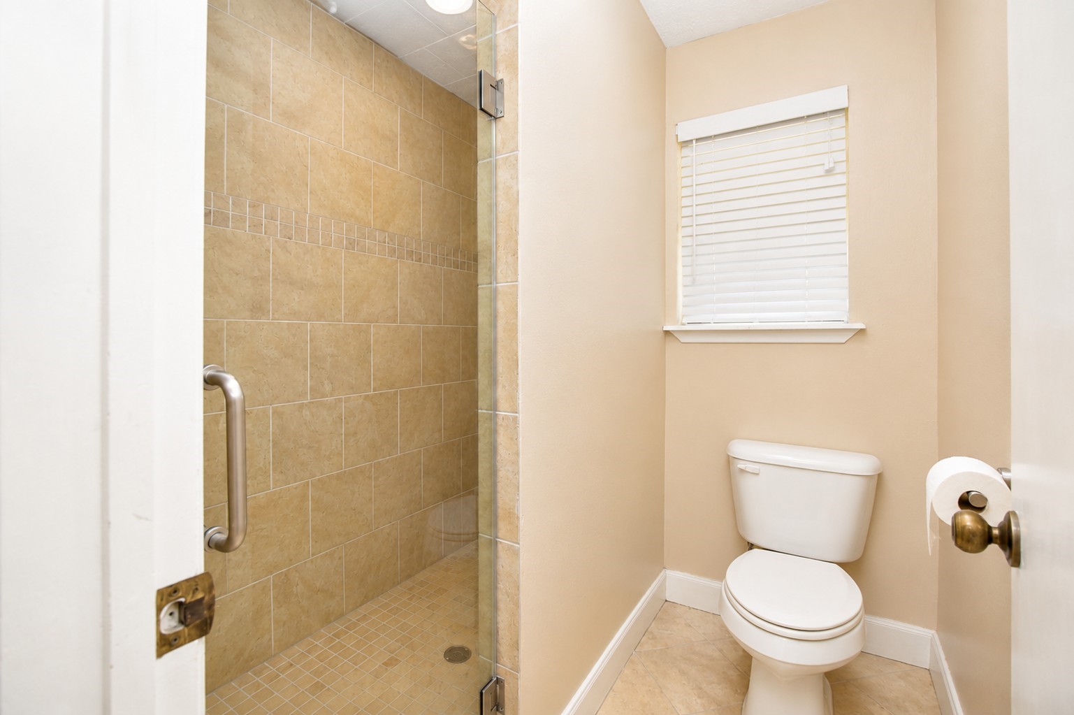 5723 Fm 2100 Road Property Photo 14