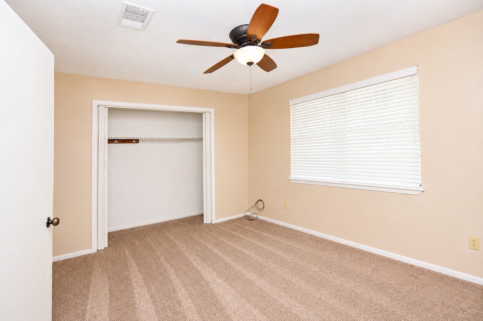 5723 Fm 2100 Road Property Photo 19