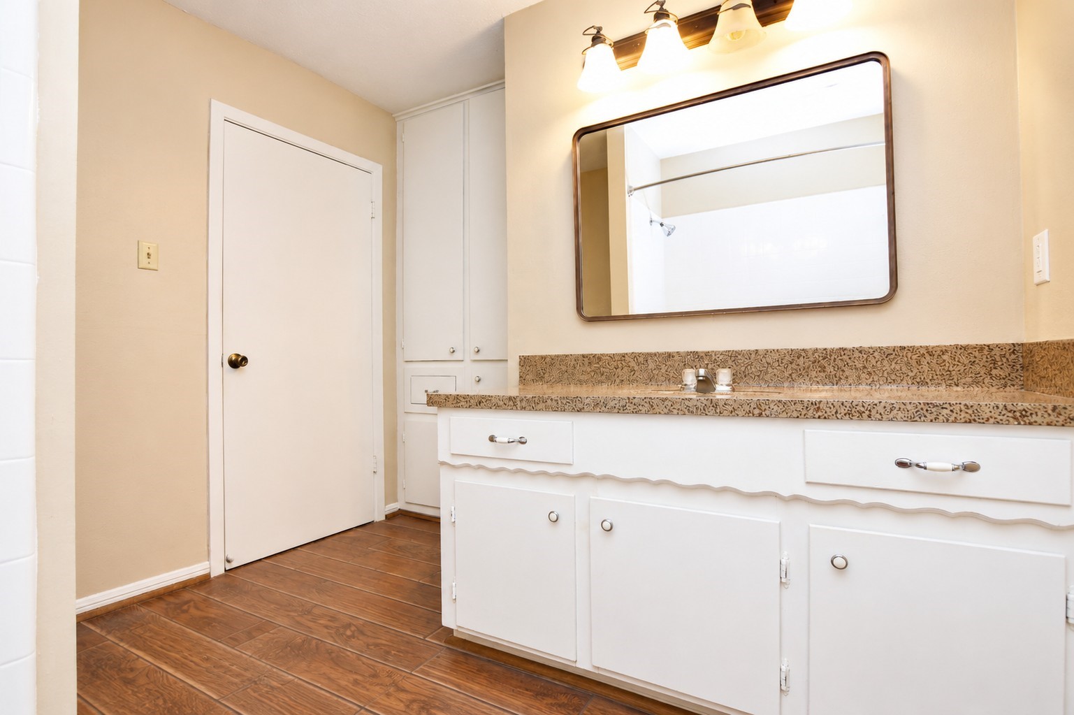 5723 Fm 2100 Road Property Photo 20