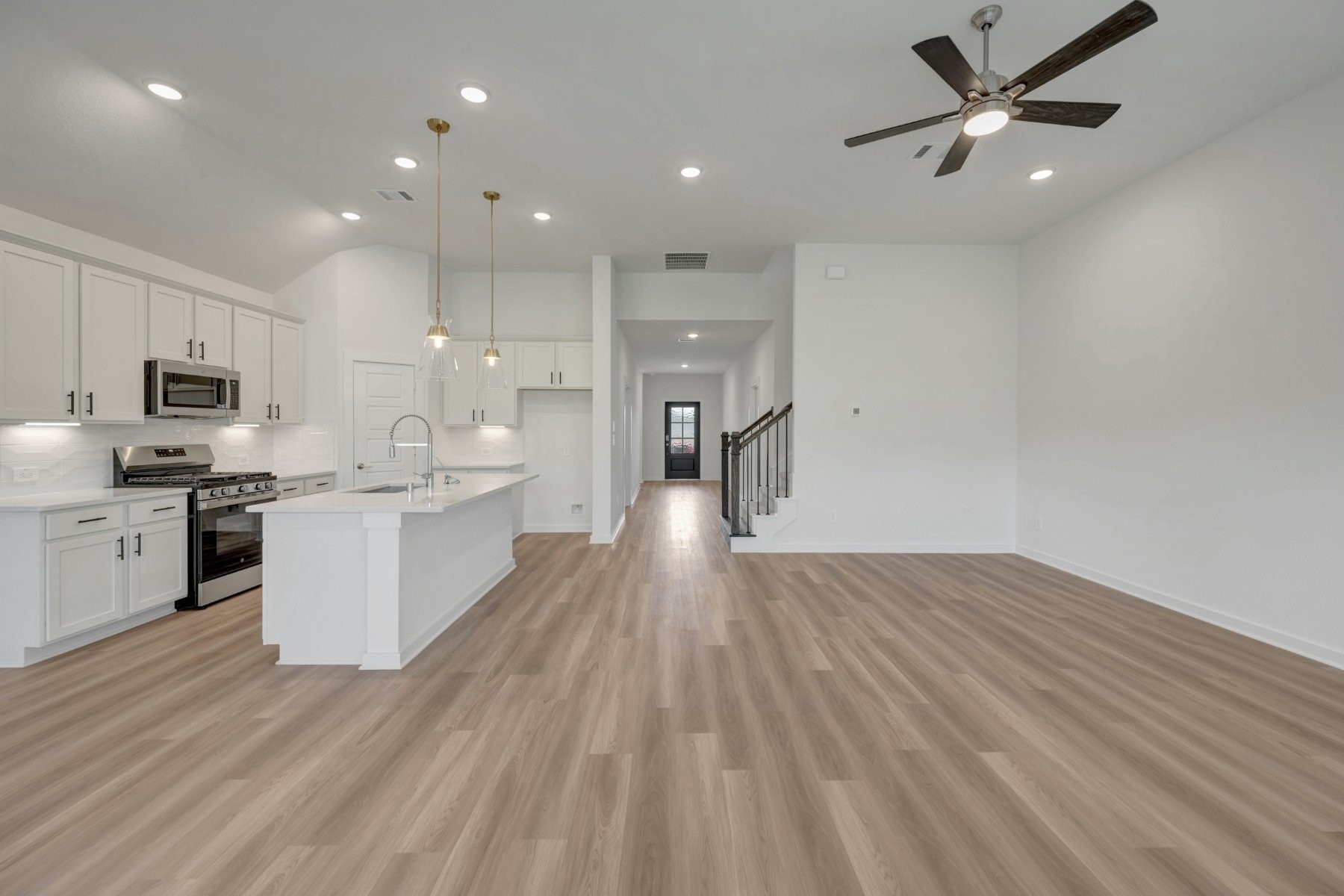 10607 Annex Avenue Property Photo 15