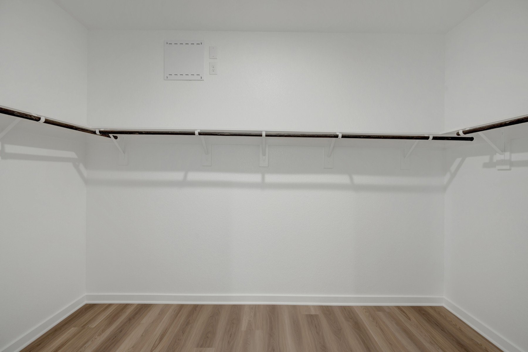 10607 Annex Avenue Property Photo 22