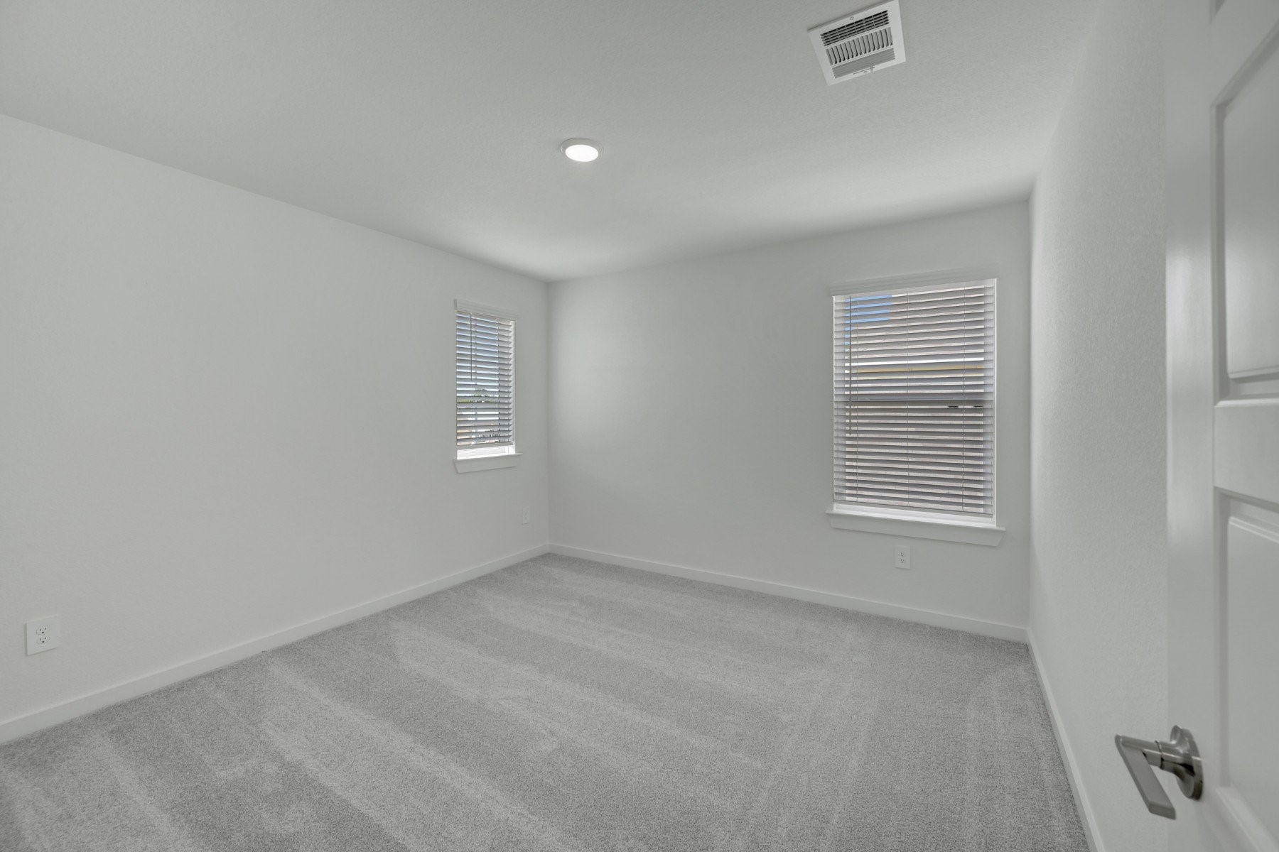 10607 Annex Avenue Property Photo 39
