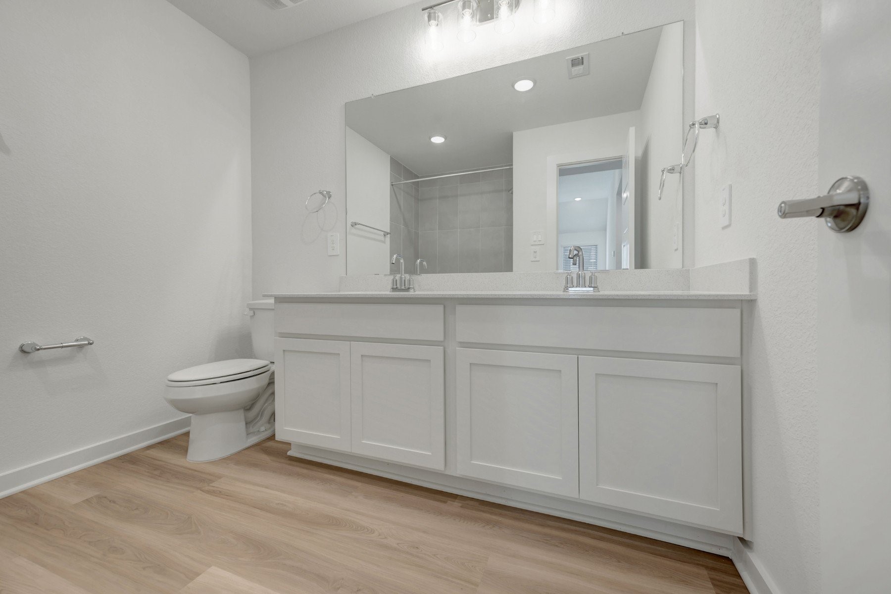 10607 Annex Avenue Property Photo 42