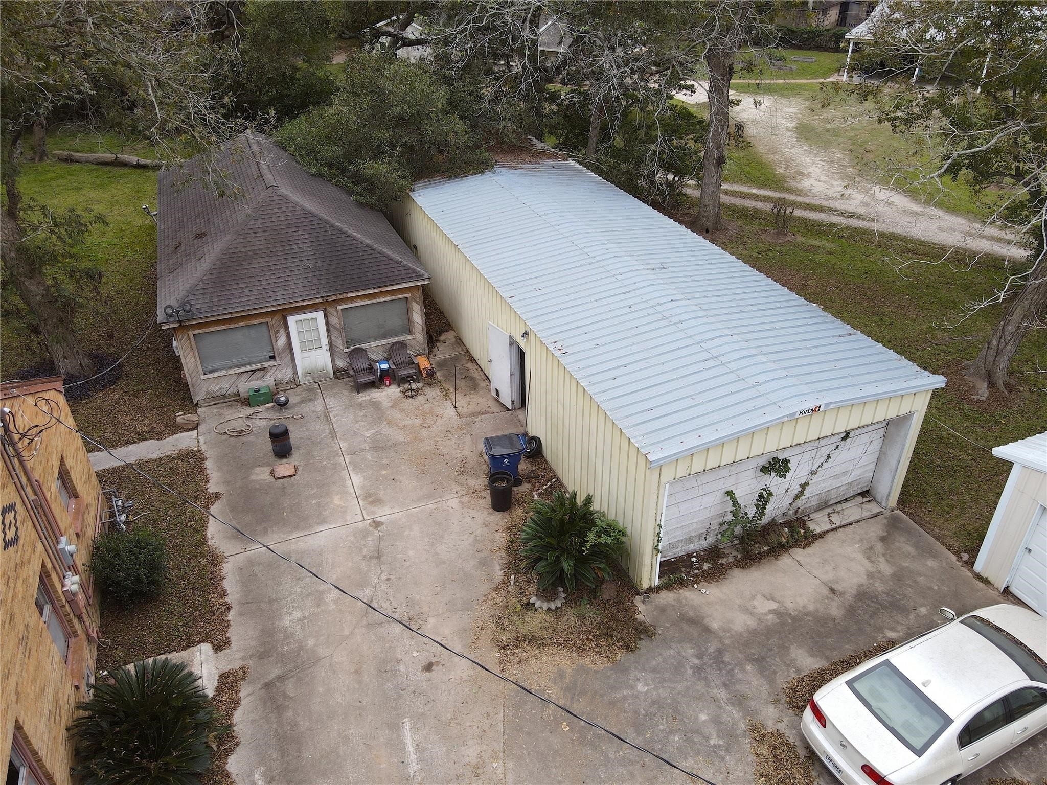 6907 Highway 36 Property Photo 7