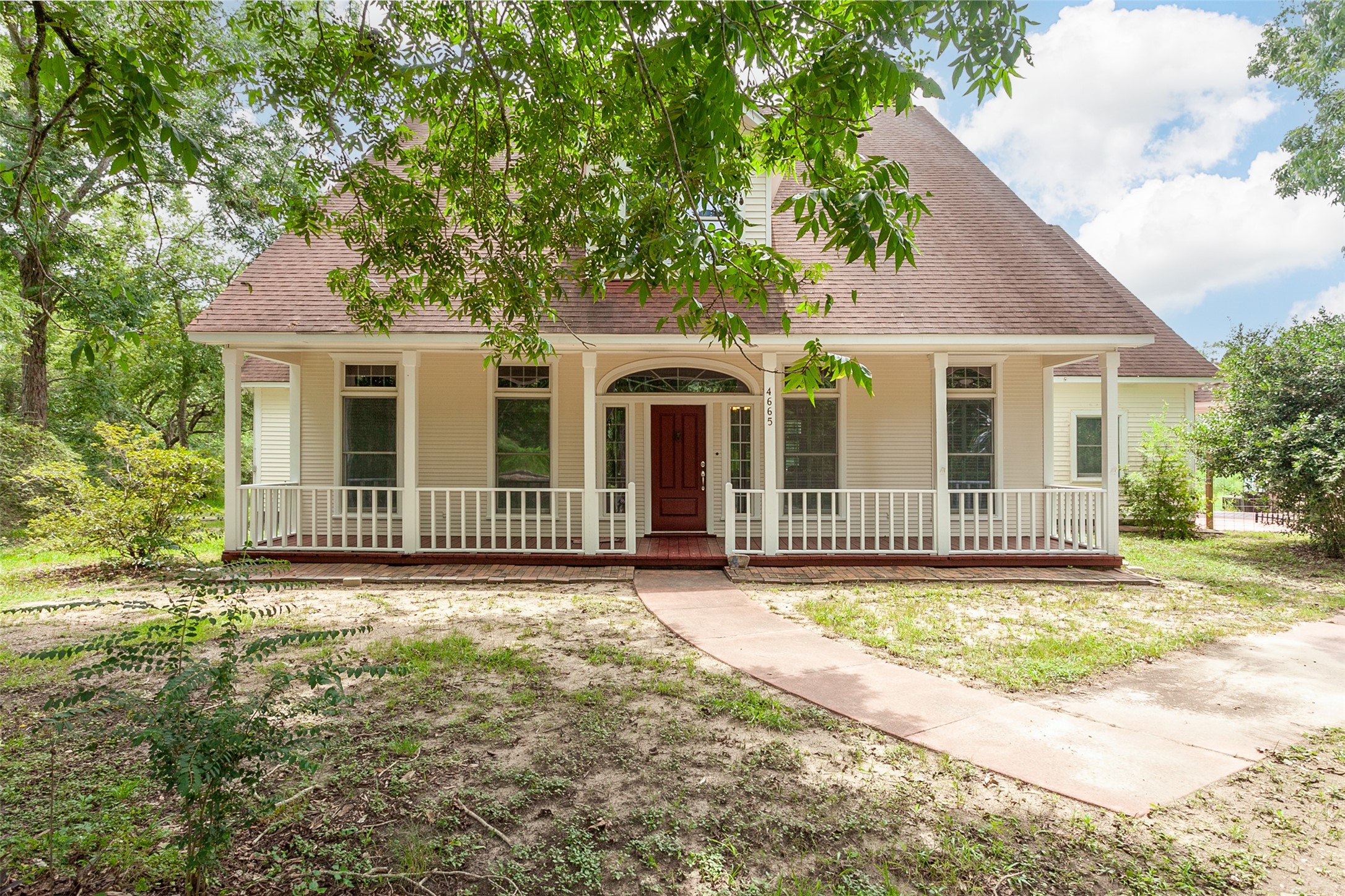 4665 Iron Oaks Drive Property Photo 1