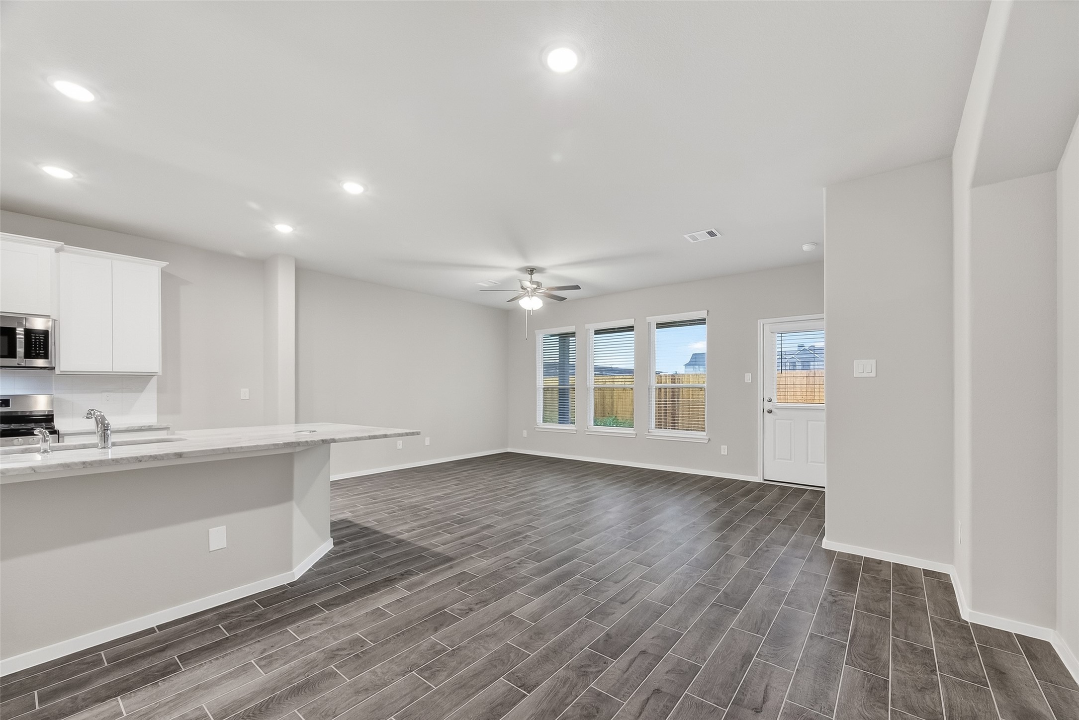 2127 Rosillo Brook Drive Property Photo 10