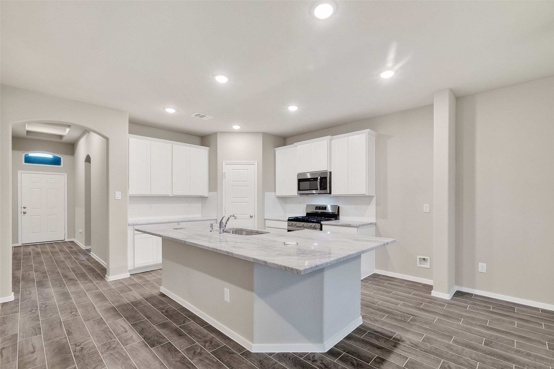 2127 Rosillo Brook Drive Property Photo 13