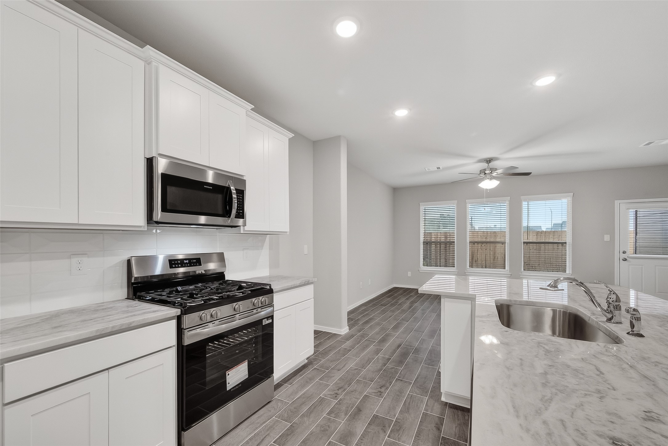 2127 Rosillo Brook Drive Property Photo 16