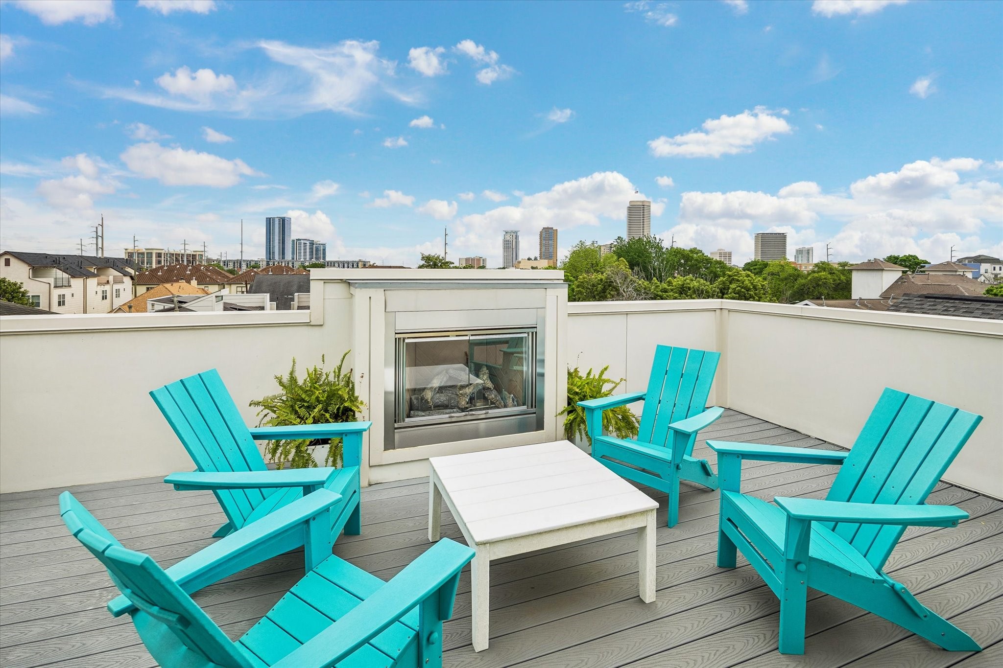 1526 Vermont Street Property Photo 1