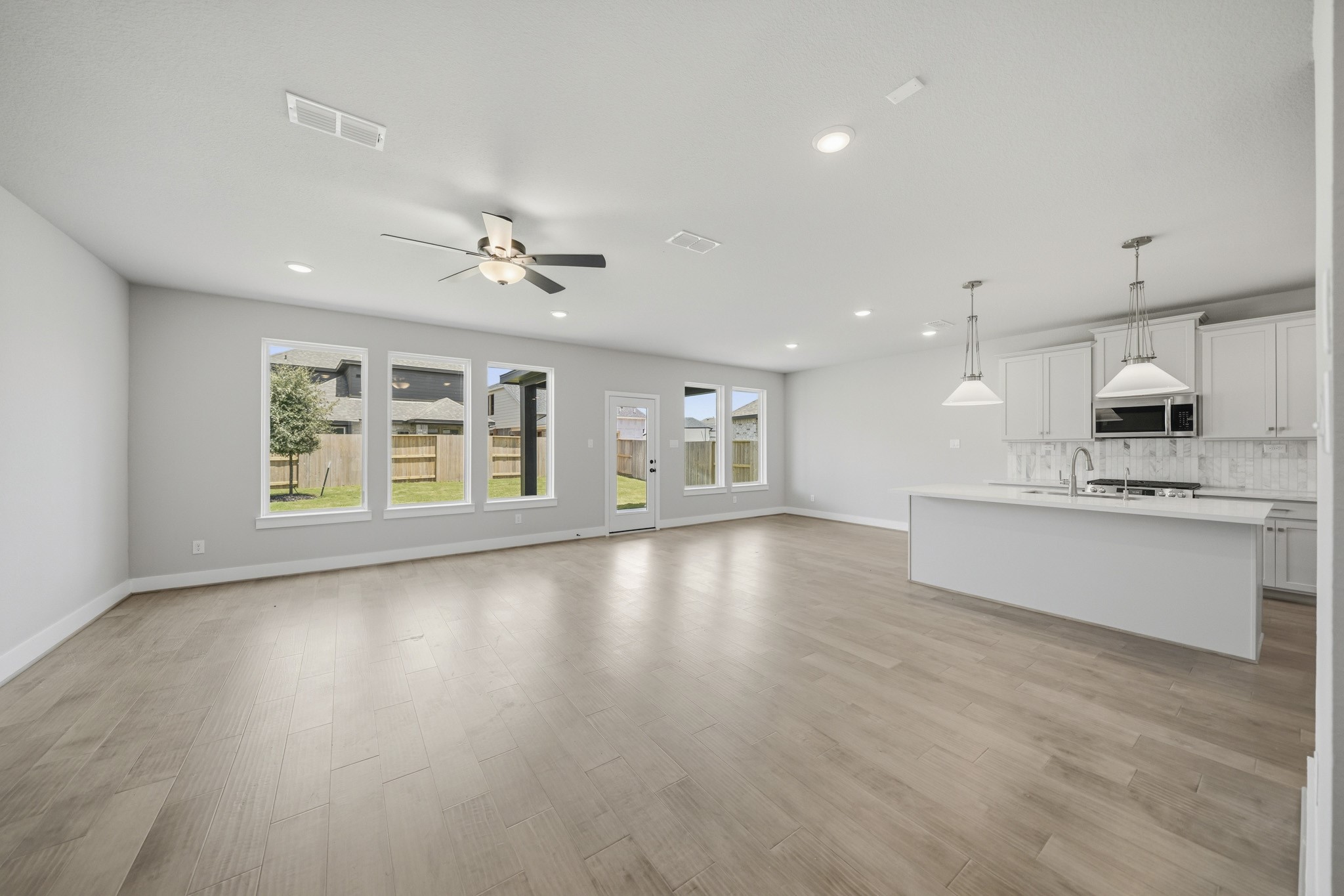 5323 Getty Lane Property Photo 10