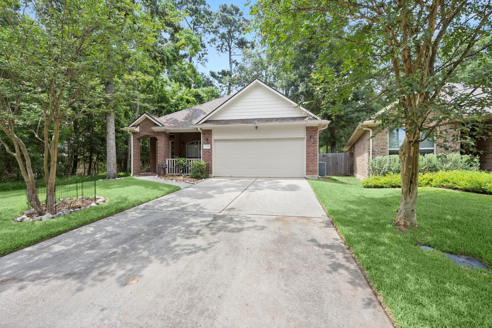 11318 Twain Drive Property Photo 1