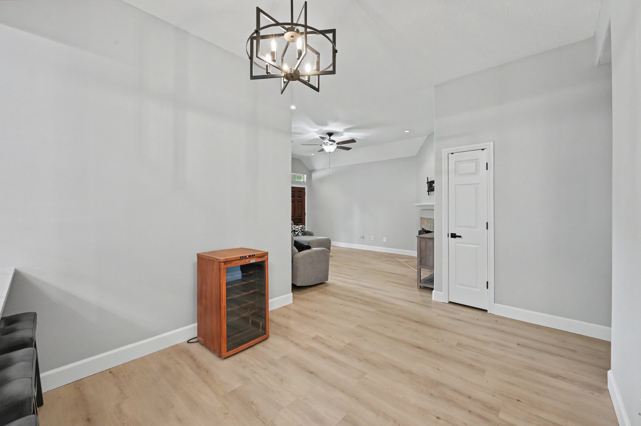 11318 Twain Drive Property Photo 11