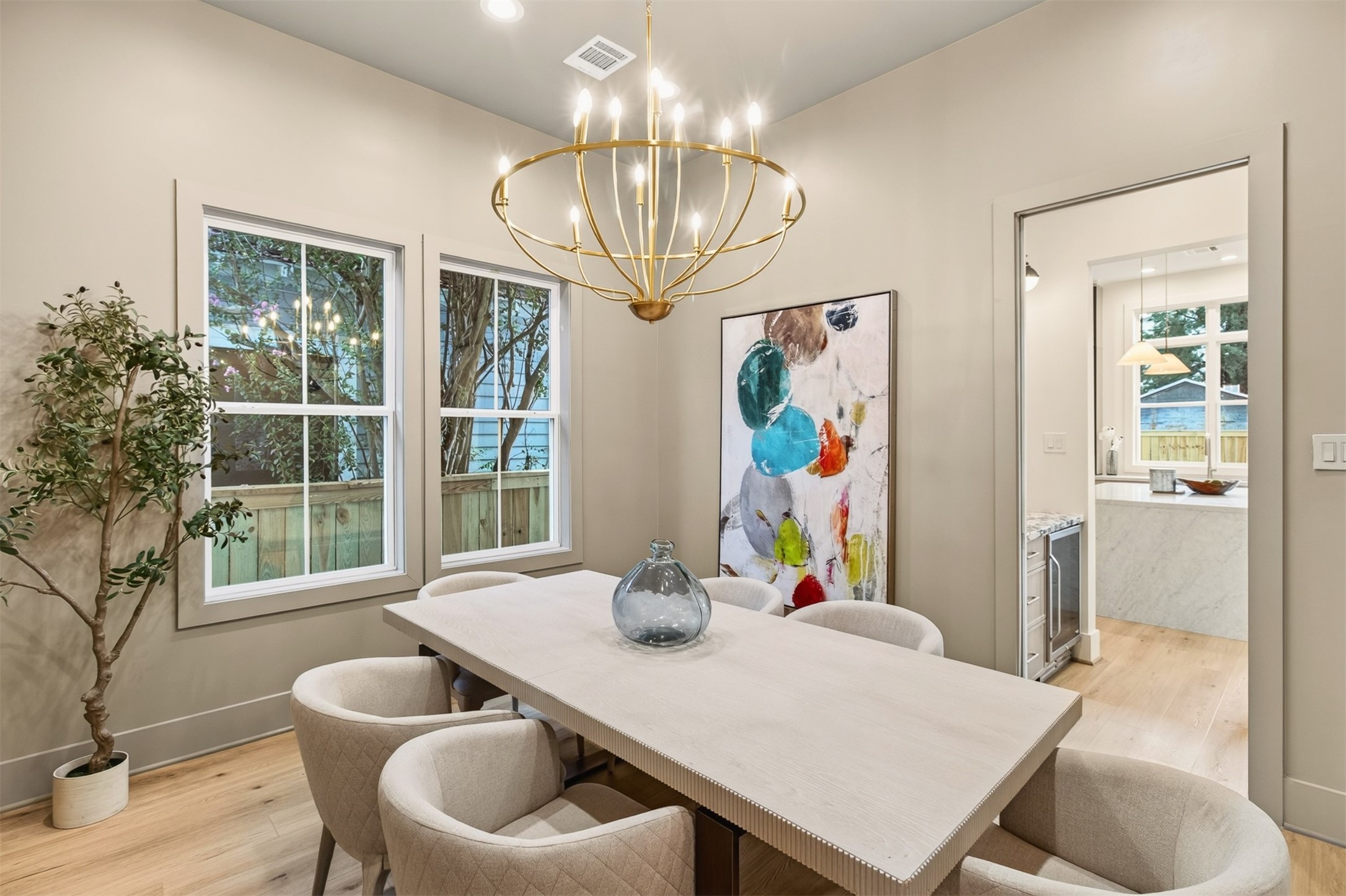 1109 Tabor Street Property Photo 12