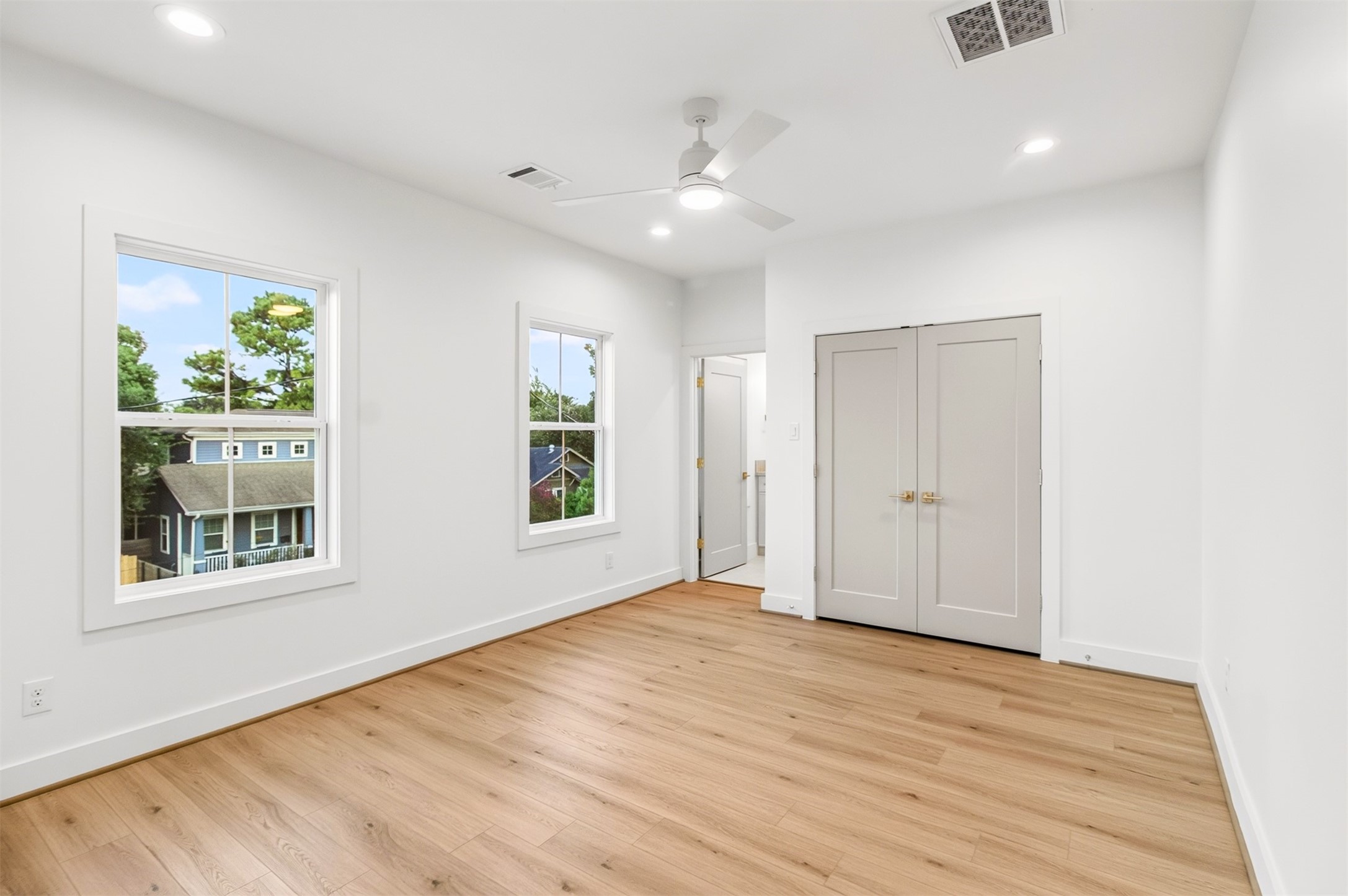 1109 Tabor Street Property Photo 36
