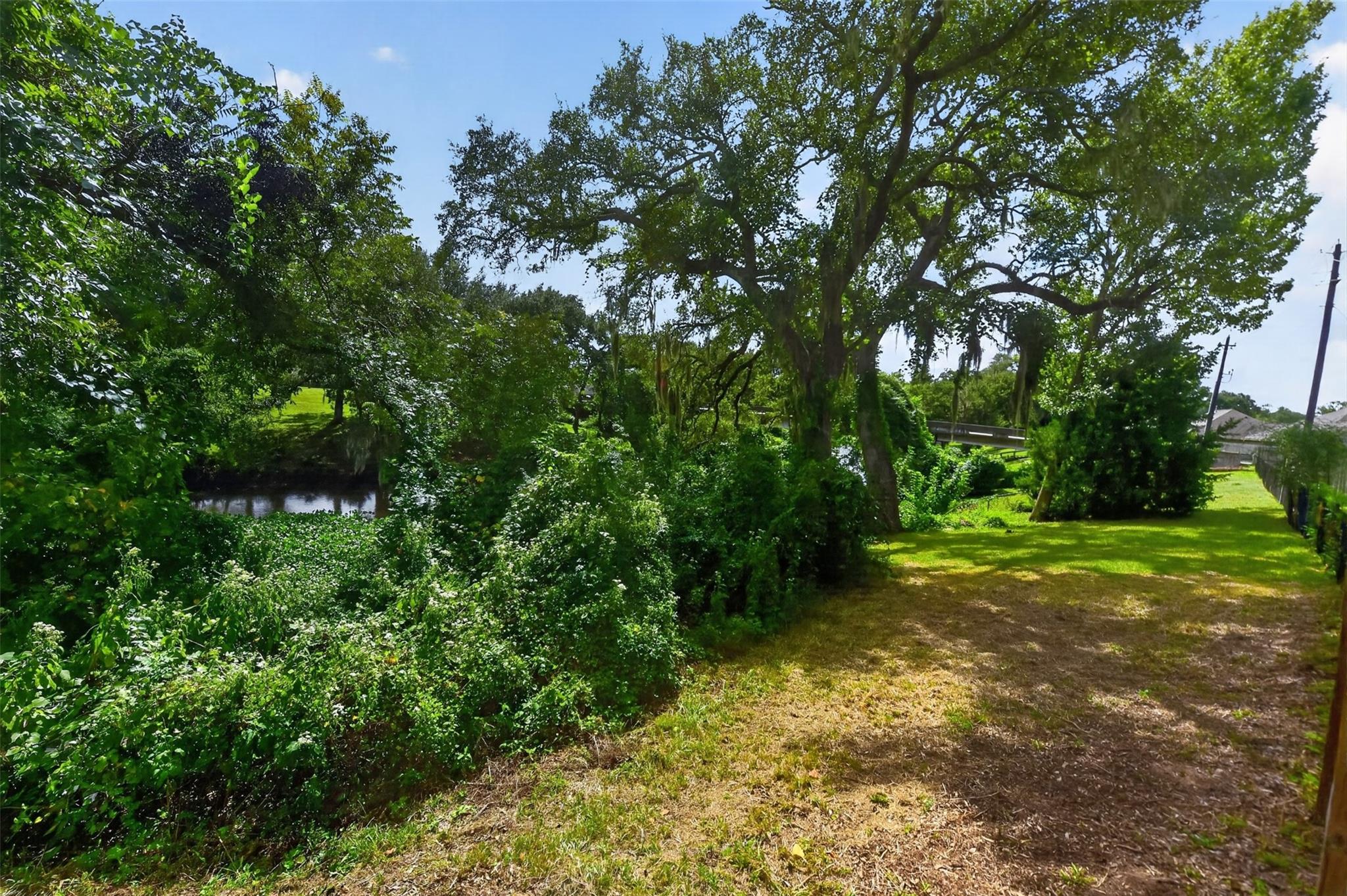 105 Blue Jay Drive Property Photo 34