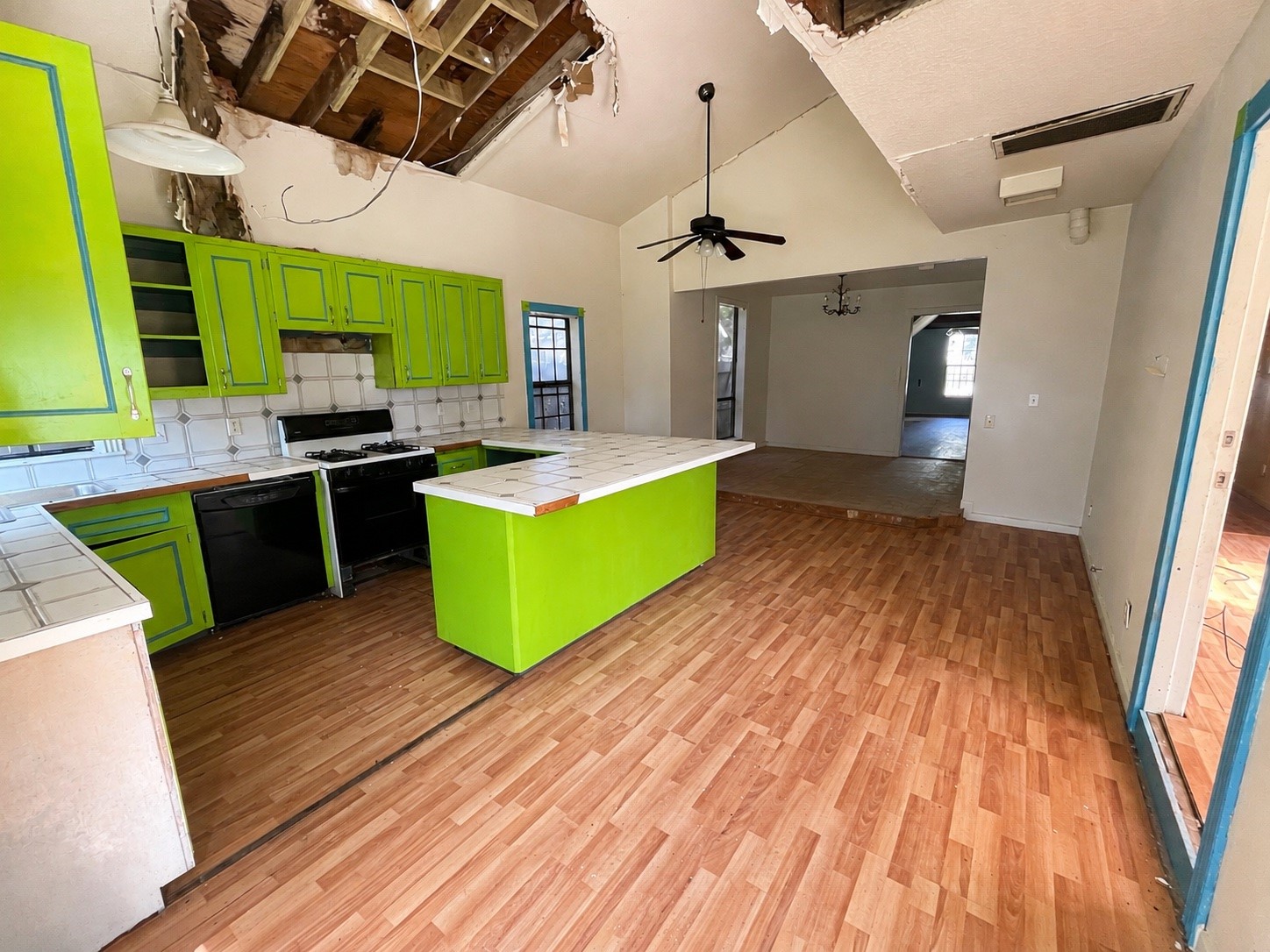 222 E Southland Avenue Property Photo 5