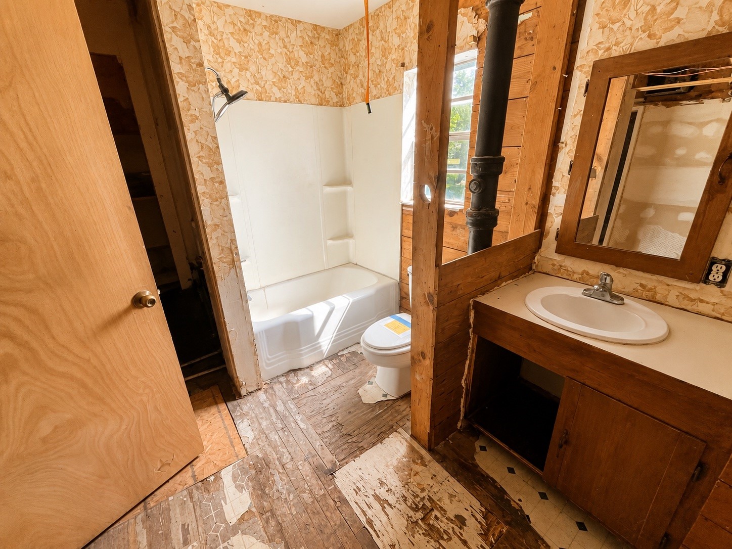 222 E Southland Avenue Property Photo 7